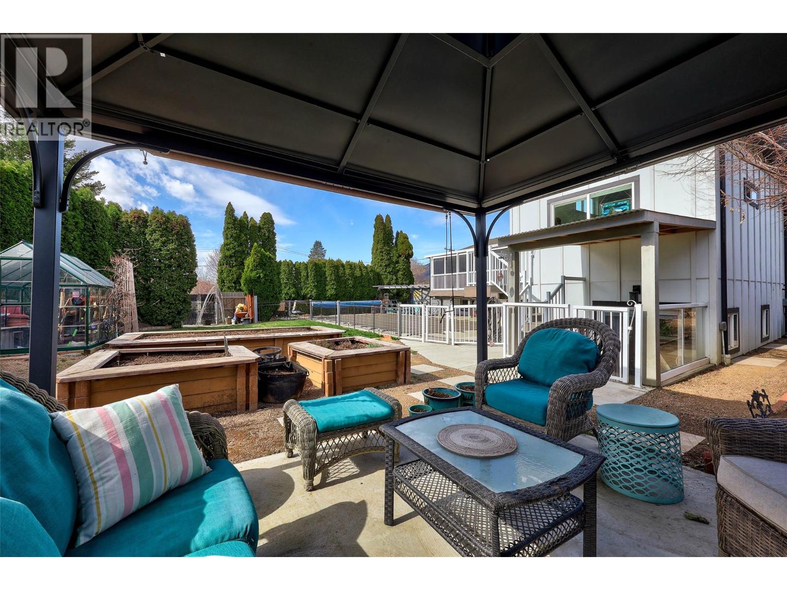 381 Mary Place, Kamloops, British Columbia  V2C 4Y5 - Photo 39 - 10384181