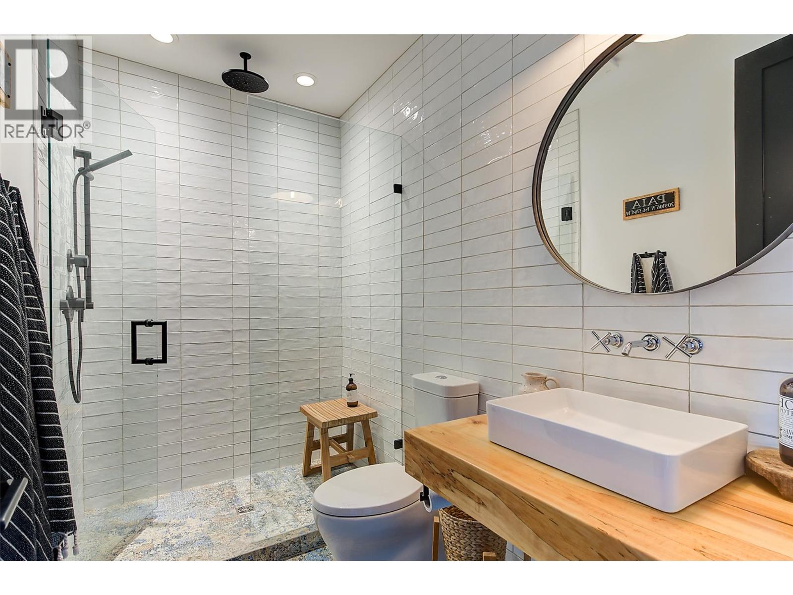 763 Barnaby Road, Kelowna, British Columbia  V1W 4N9 - Photo 30 - 10383496