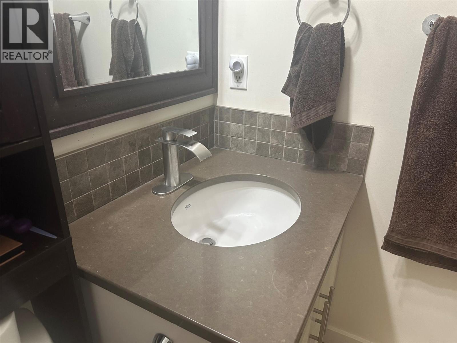 8121 Birchwood Drive, Trail, British Columbia  V1R 4Y3 - Photo 20 - 10384206