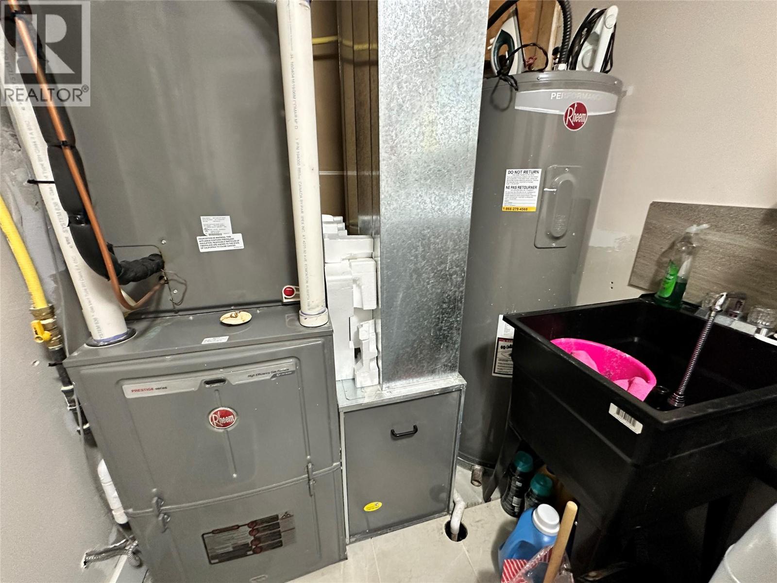 8121 Birchwood Drive, Trail, British Columbia  V1R 4Y3 - Photo 35 - 10384206