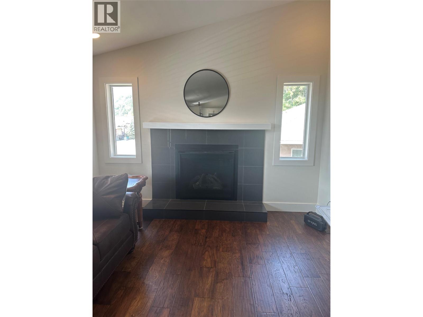 8121 Birchwood Drive, Trail, British Columbia  V1R 4Y3 - Photo 40 - 10384206