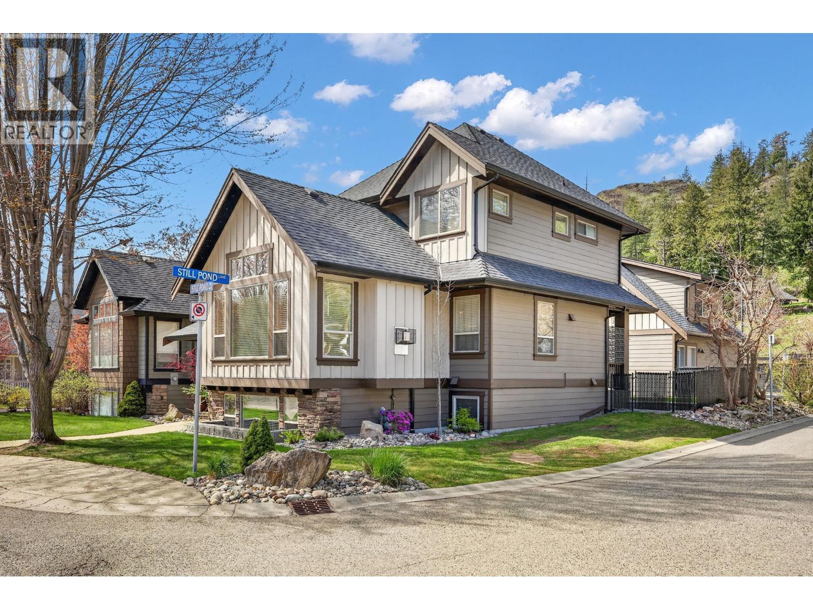 434 Still Pond Place, Kelowna, British Columbia  V1V 2V4 - Photo 2 - 10384164