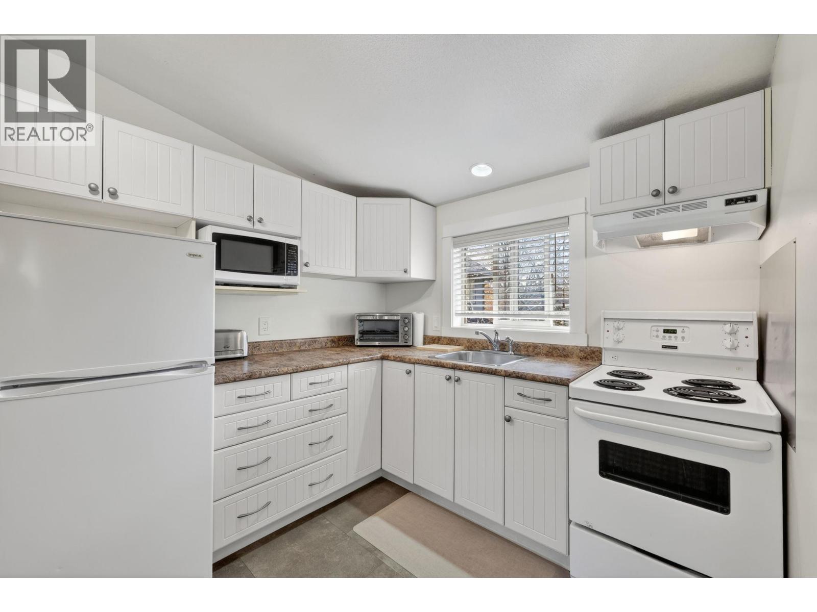 434 Still Pond Place, Kelowna, British Columbia  V1V 2V4 - Photo 52 - 10384164