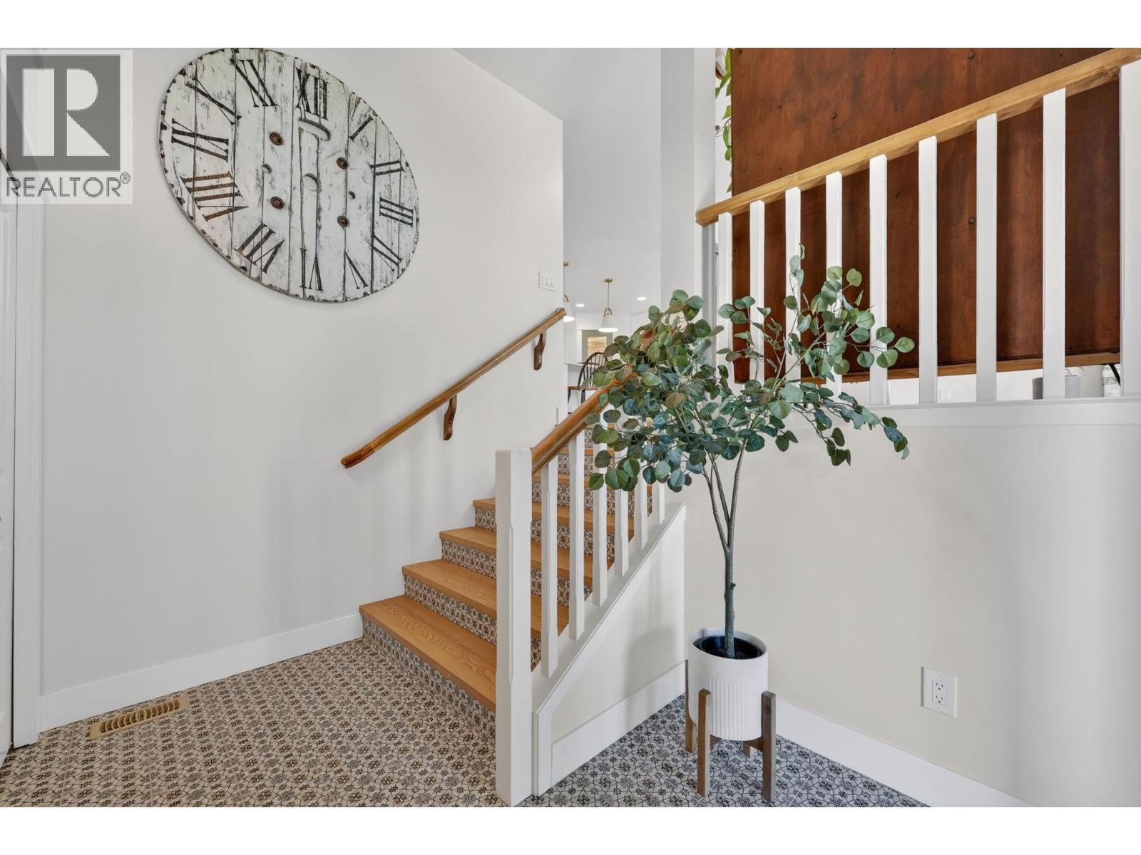 434 Still Pond Place, Kelowna, British Columbia  V1V 2V4 - Photo 6 - 10384164