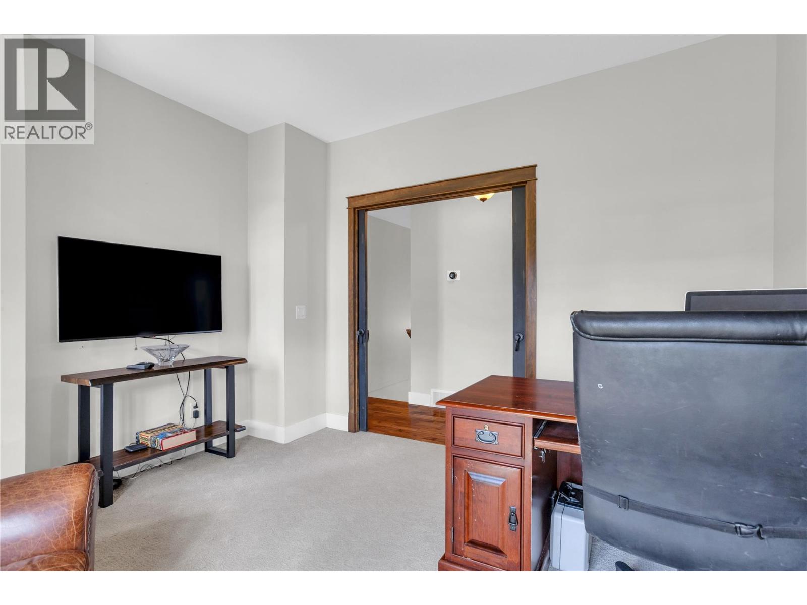 1208 Peak Point Drive, West Kelowna, British Columbia  V1Z 4A9 - Photo 24 - 10384096