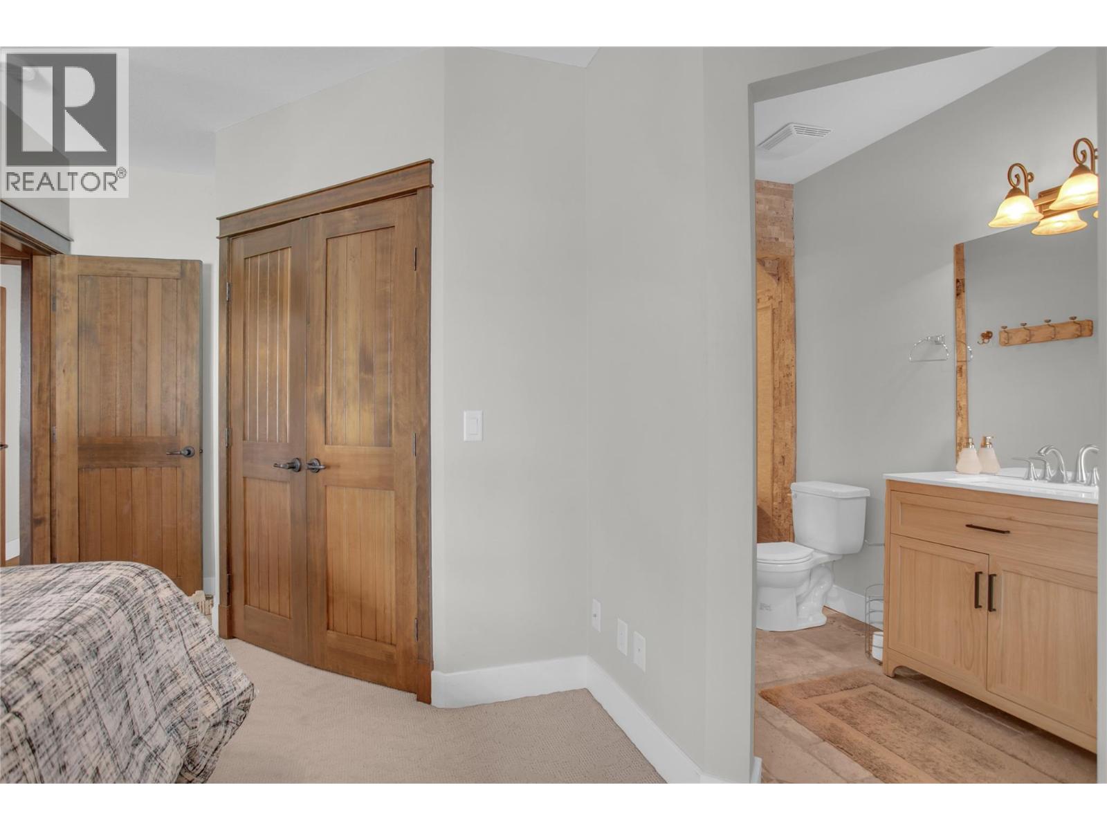 1208 Peak Point Drive, West Kelowna, British Columbia  V1Z 4A9 - Photo 41 - 10384096