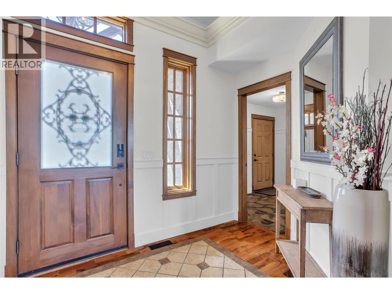 1208 Peak Point Drive, West Kelowna, British Columbia  V1Z 4A9 - Photo 6 - 10384096