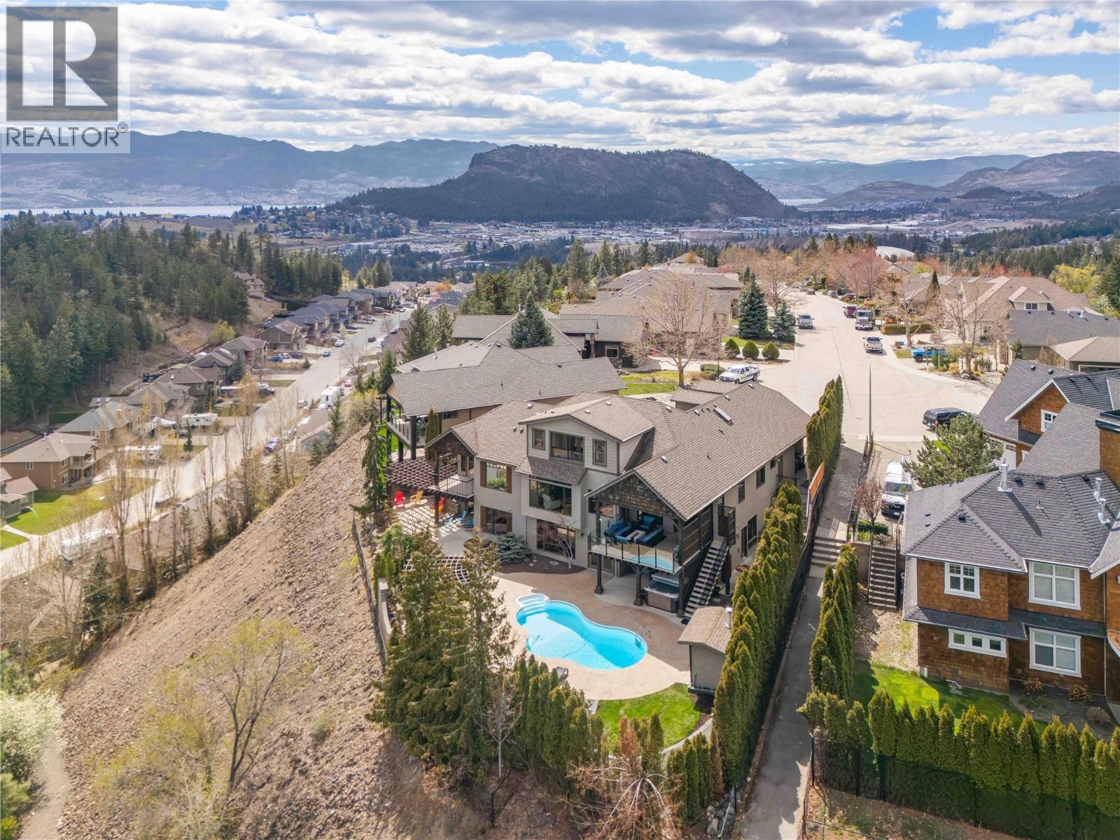 1208 Peak Point Drive, West Kelowna, British Columbia  V1Z 4A9 - Photo 77 - 10384096