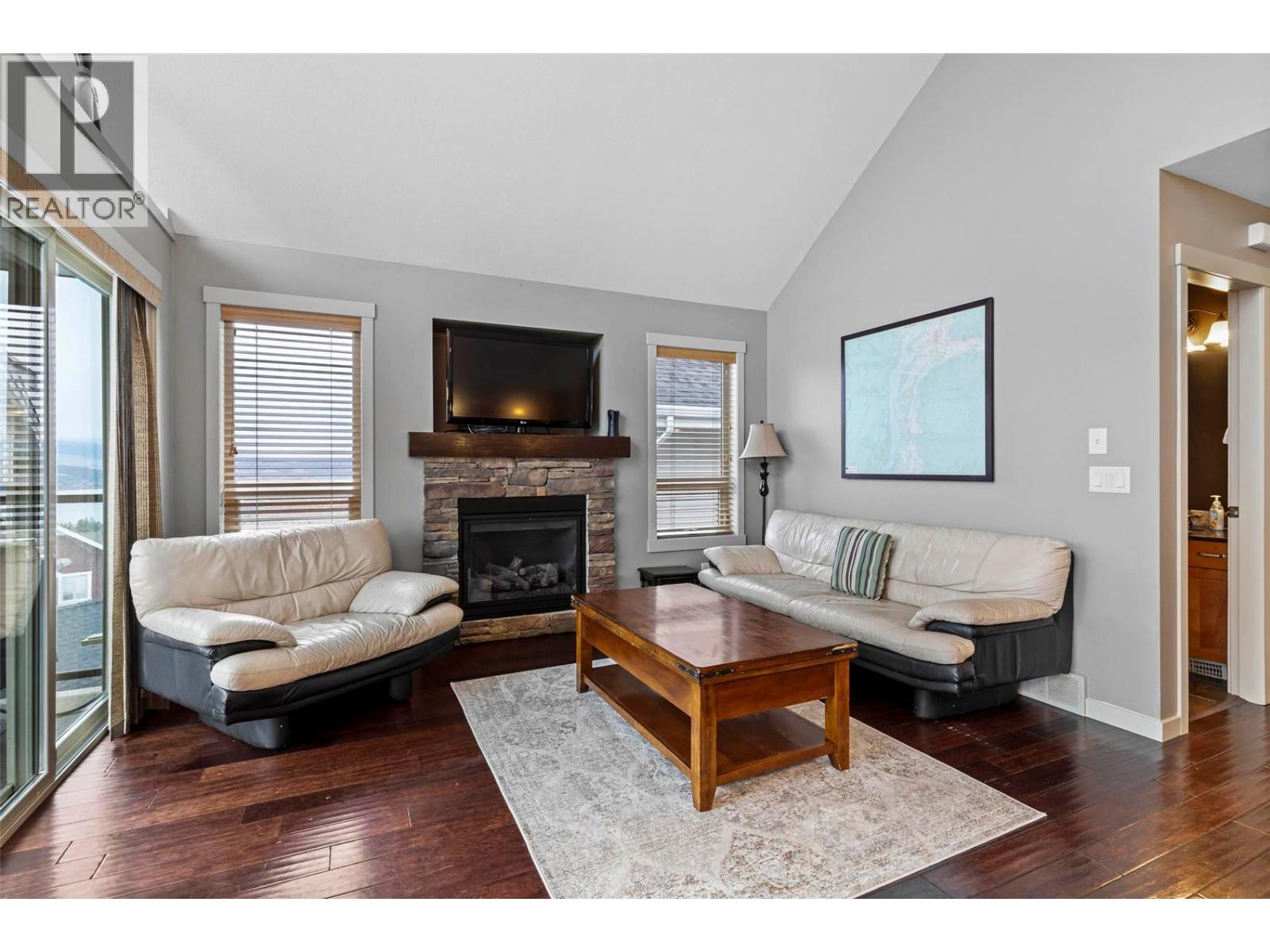 6953 Terazona Drive, Kelowna, British Columbia  V1Z 3R8 - Photo 8 - 10384094