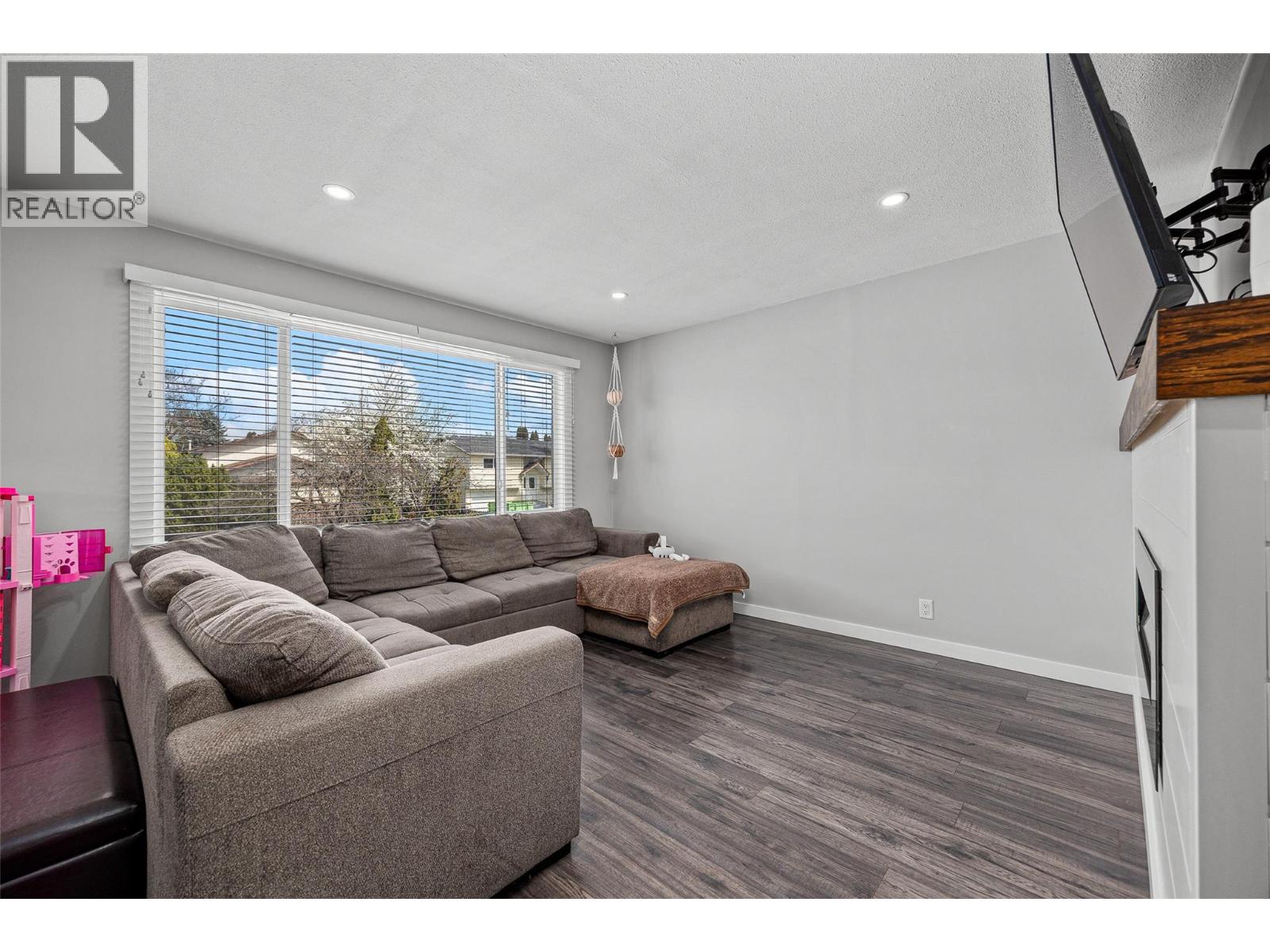 949 Grenfell Court, Kelowna, British Columbia  V1Y 8C5 - Photo 14 - 10381108