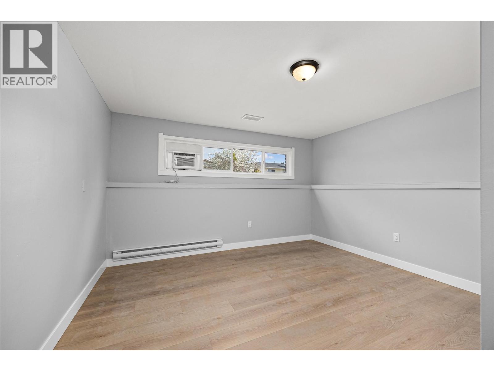 949 Grenfell Court, Kelowna, British Columbia  V1Y 8C5 - Photo 36 - 10381108