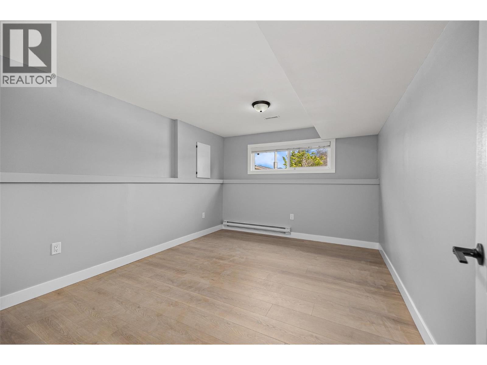 949 Grenfell Court, Kelowna, British Columbia  V1Y 8C5 - Photo 37 - 10381108