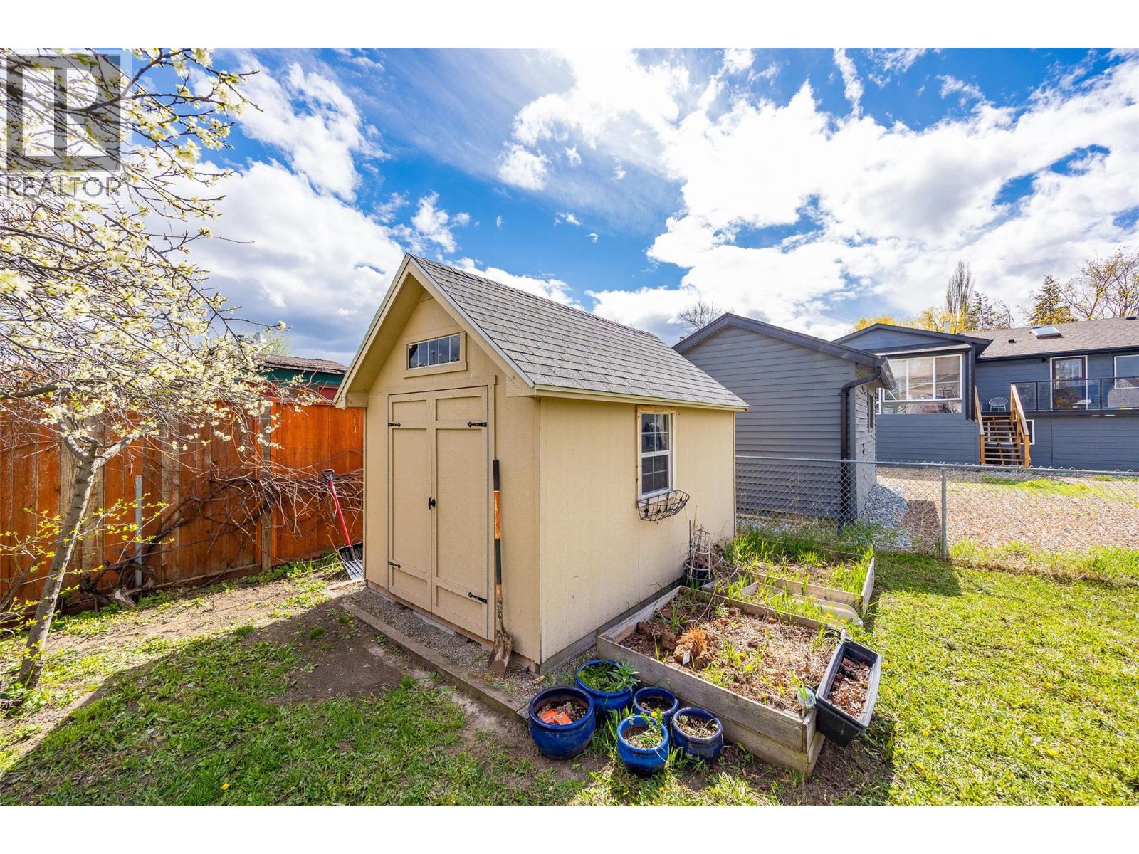 949 Grenfell Court, Kelowna, British Columbia  V1Y 8C5 - Photo 41 - 10381108