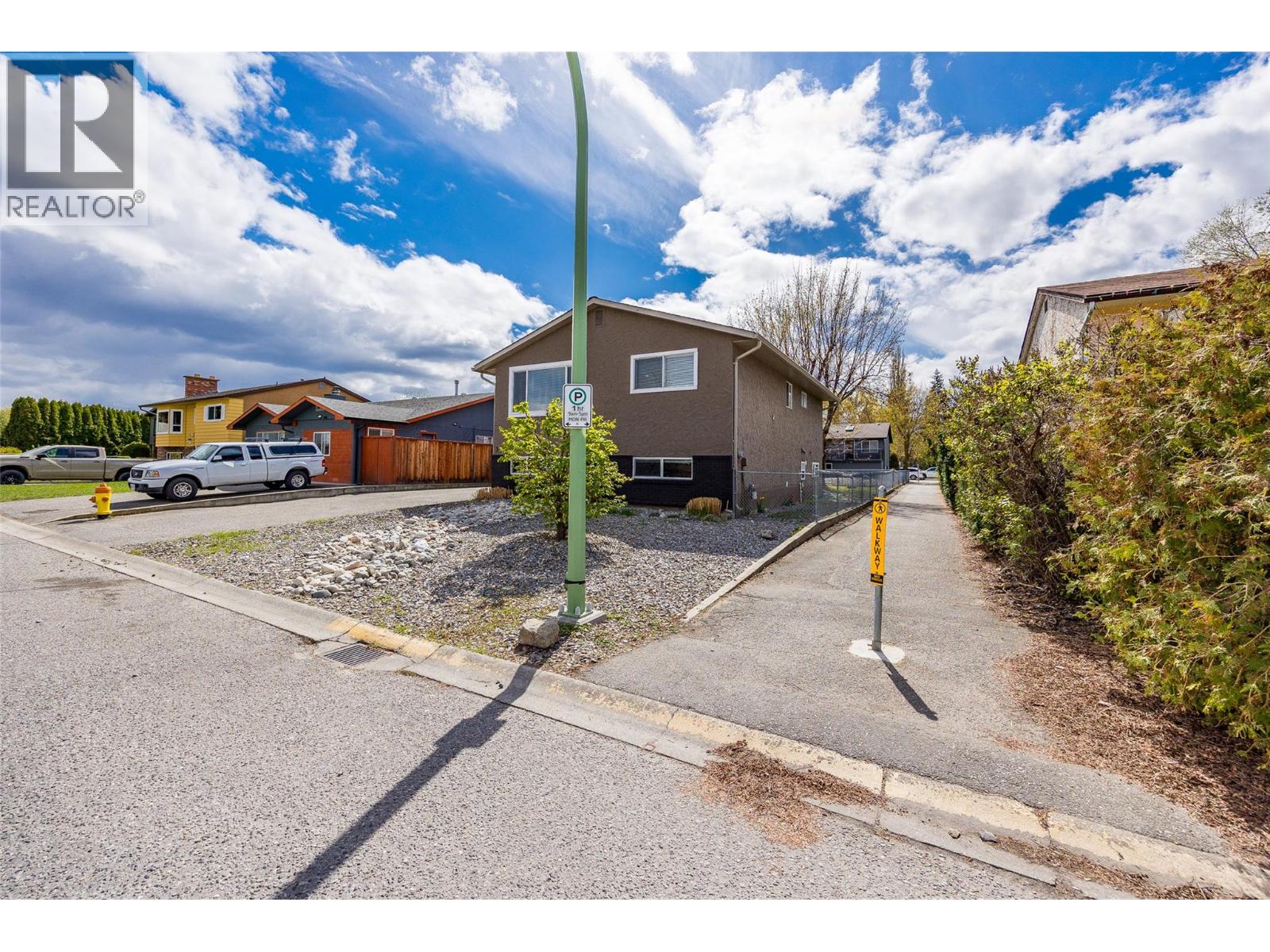 949 Grenfell Court, Kelowna, British Columbia  V1Y 8C5 - Photo 43 - 10381108