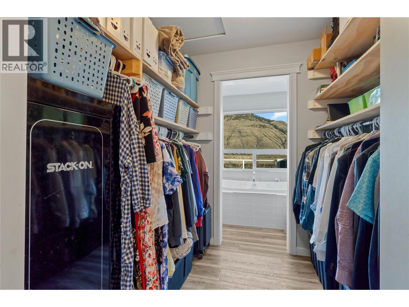 829 Woodrush Drive, Kamloops, British Columbia  V2B 0E3 - Photo 21 - 10384295