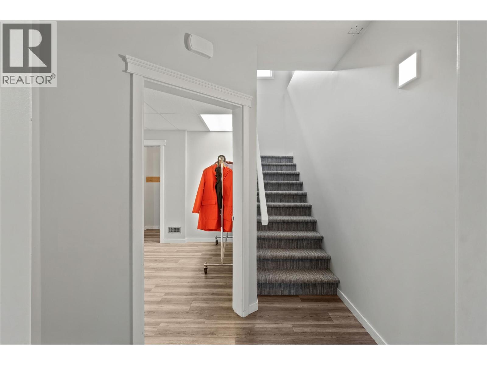 829 Woodrush Drive, Kamloops, British Columbia  V2B 0E3 - Photo 27 - 10384295