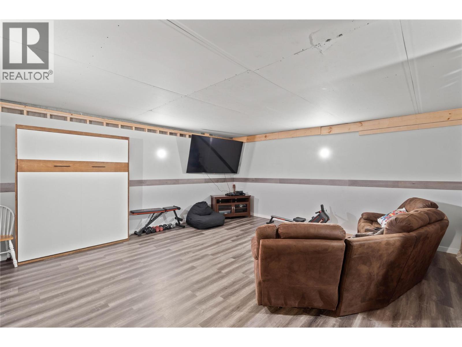 829 Woodrush Drive, Kamloops, British Columbia  V2B 0E3 - Photo 39 - 10384295