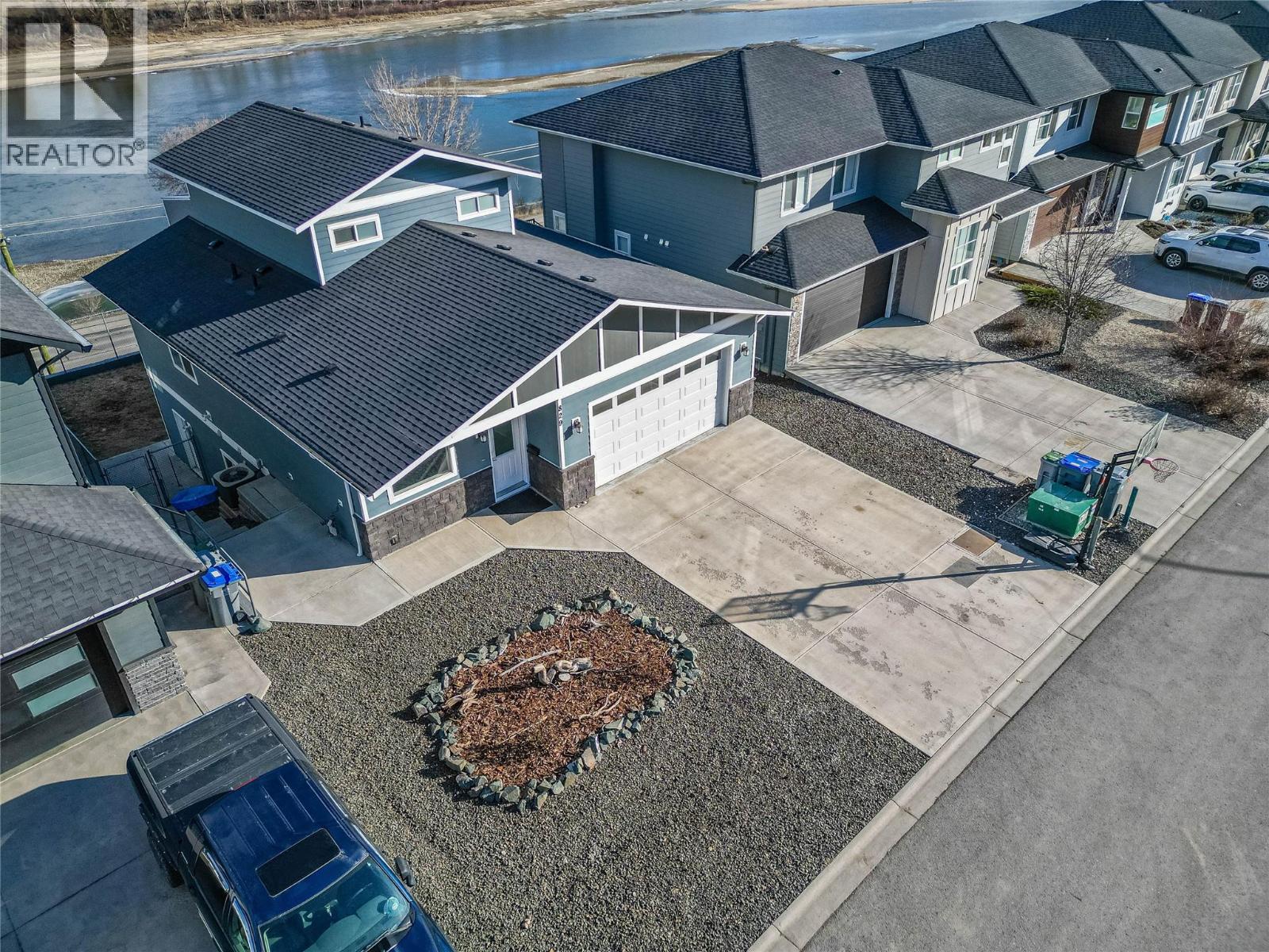 829 Woodrush Drive, Kamloops, British Columbia  V2B 0E3 - Photo 54 - 10384295