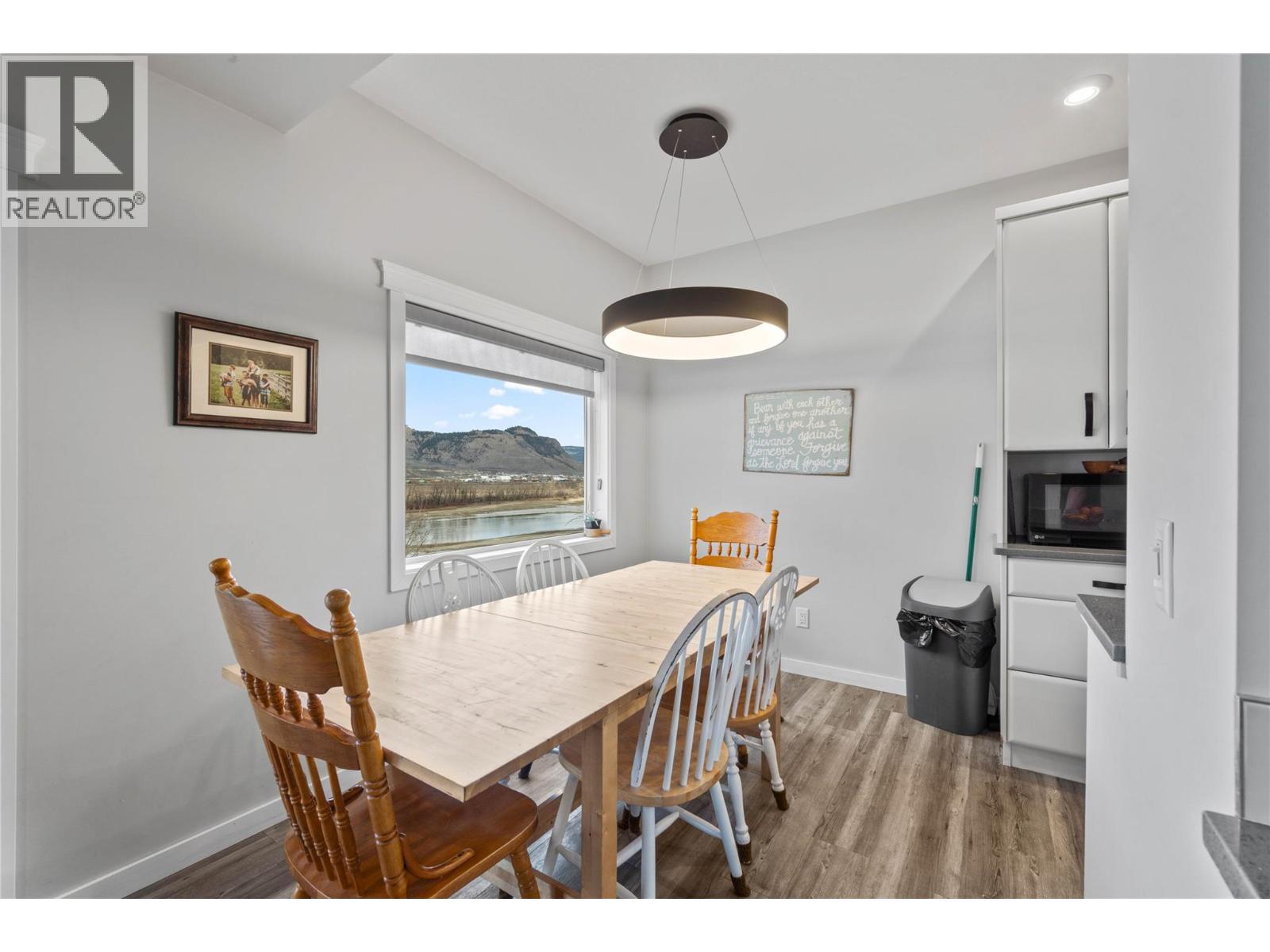 829 Woodrush Drive, Kamloops, British Columbia  V2B 0E3 - Photo 7 - 10384295