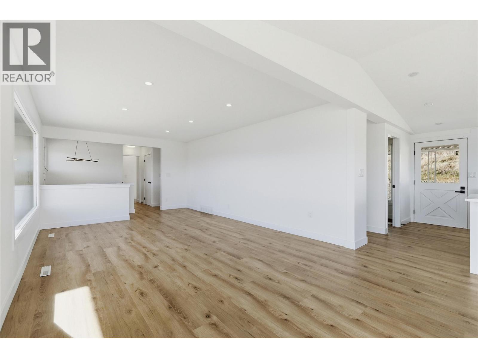 3906 Harding Road, West Kelowna, British Columbia  V4T 2J9 - Photo 21 - 10384223