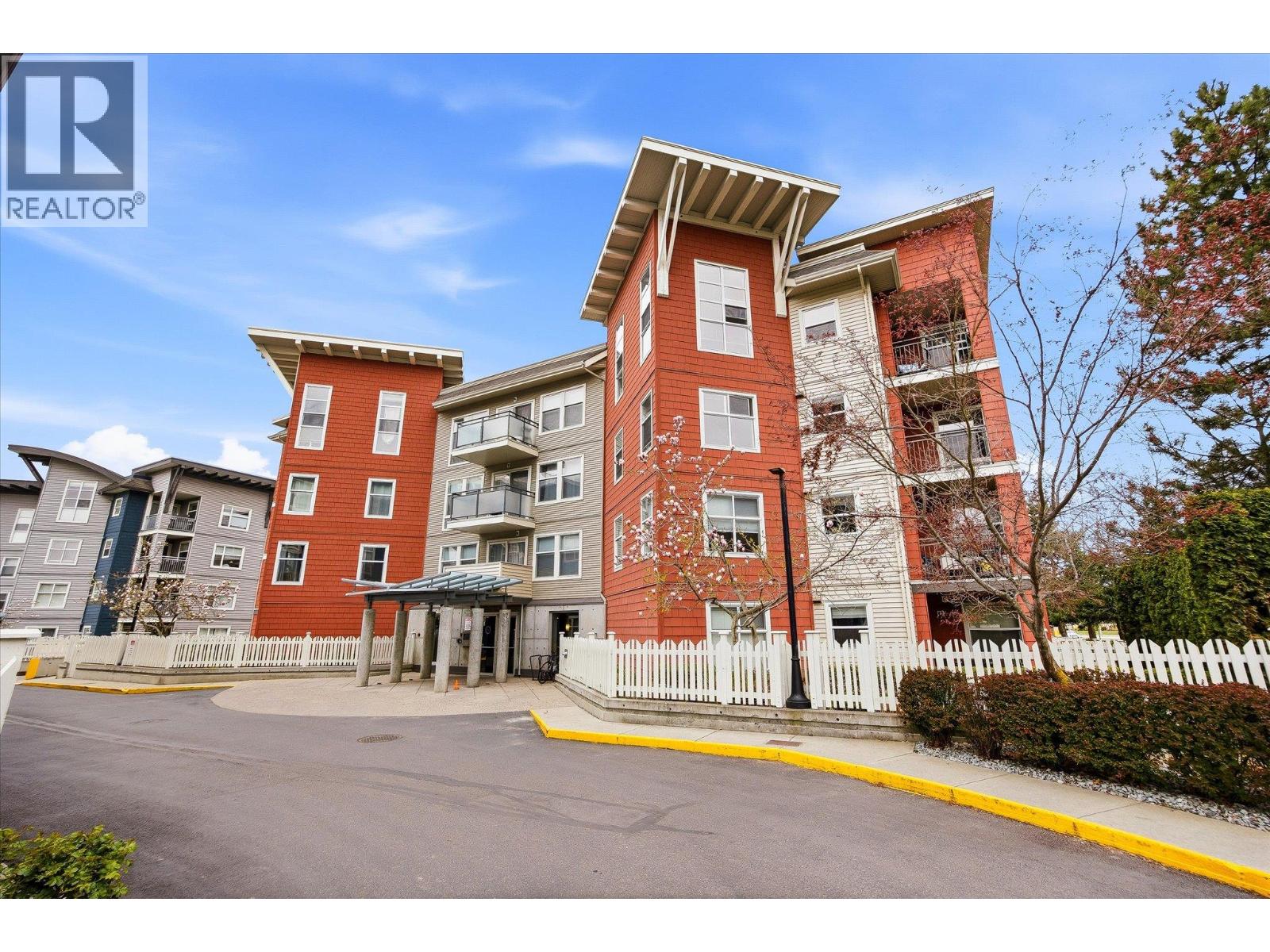 555 Yates Road Unit# 211, Kelowna, British Columbia  V1V 2V2 - Photo 2 - 10384073