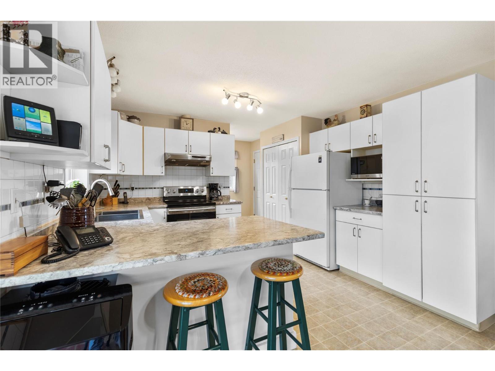 546 Oriole Way, Barriere, British Columbia  V0E 1E0 - Photo 12 - 10384067