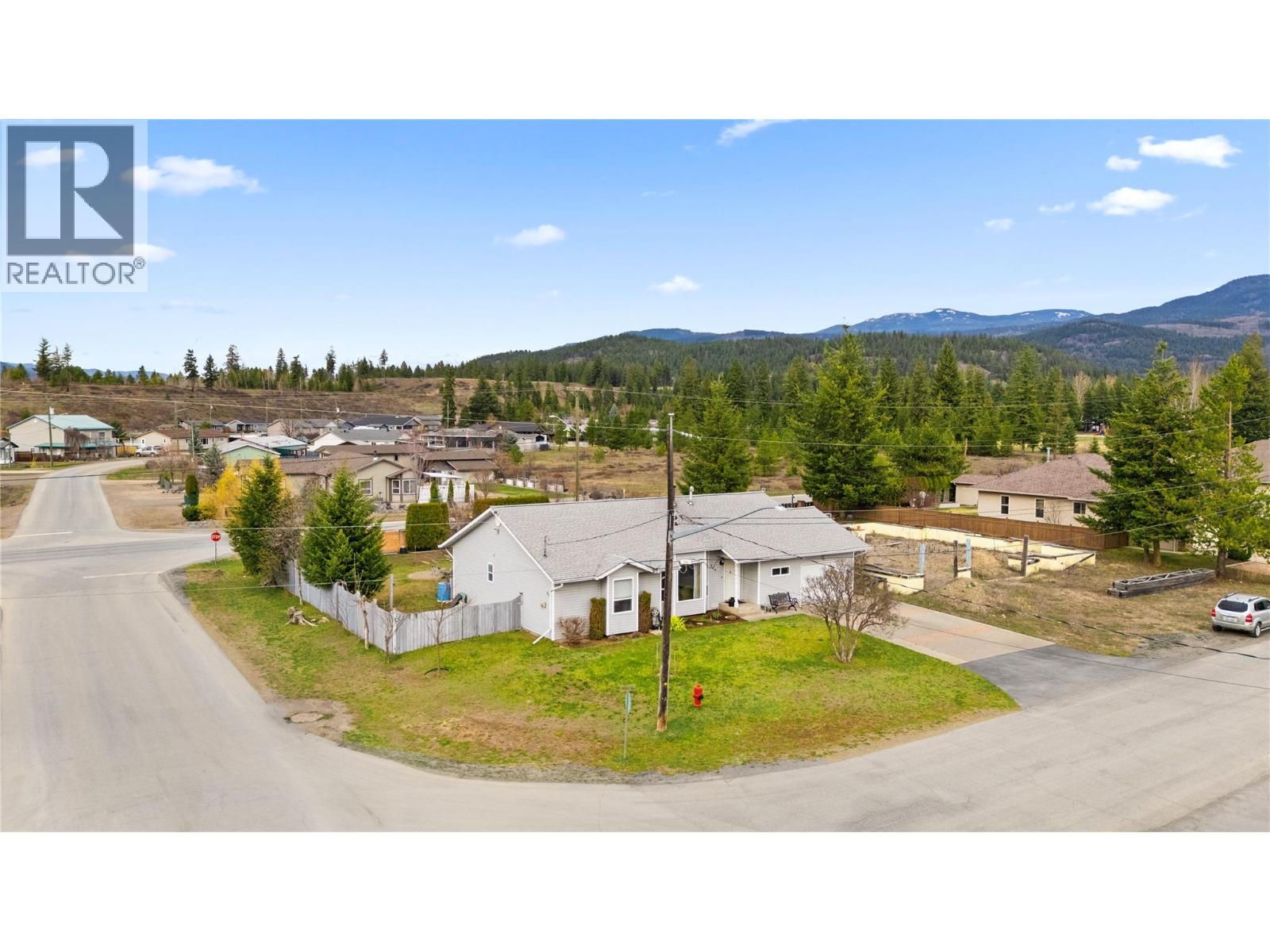 546 Oriole Way, Barriere, British Columbia  V0E 1E0 - Photo 35 - 10384067