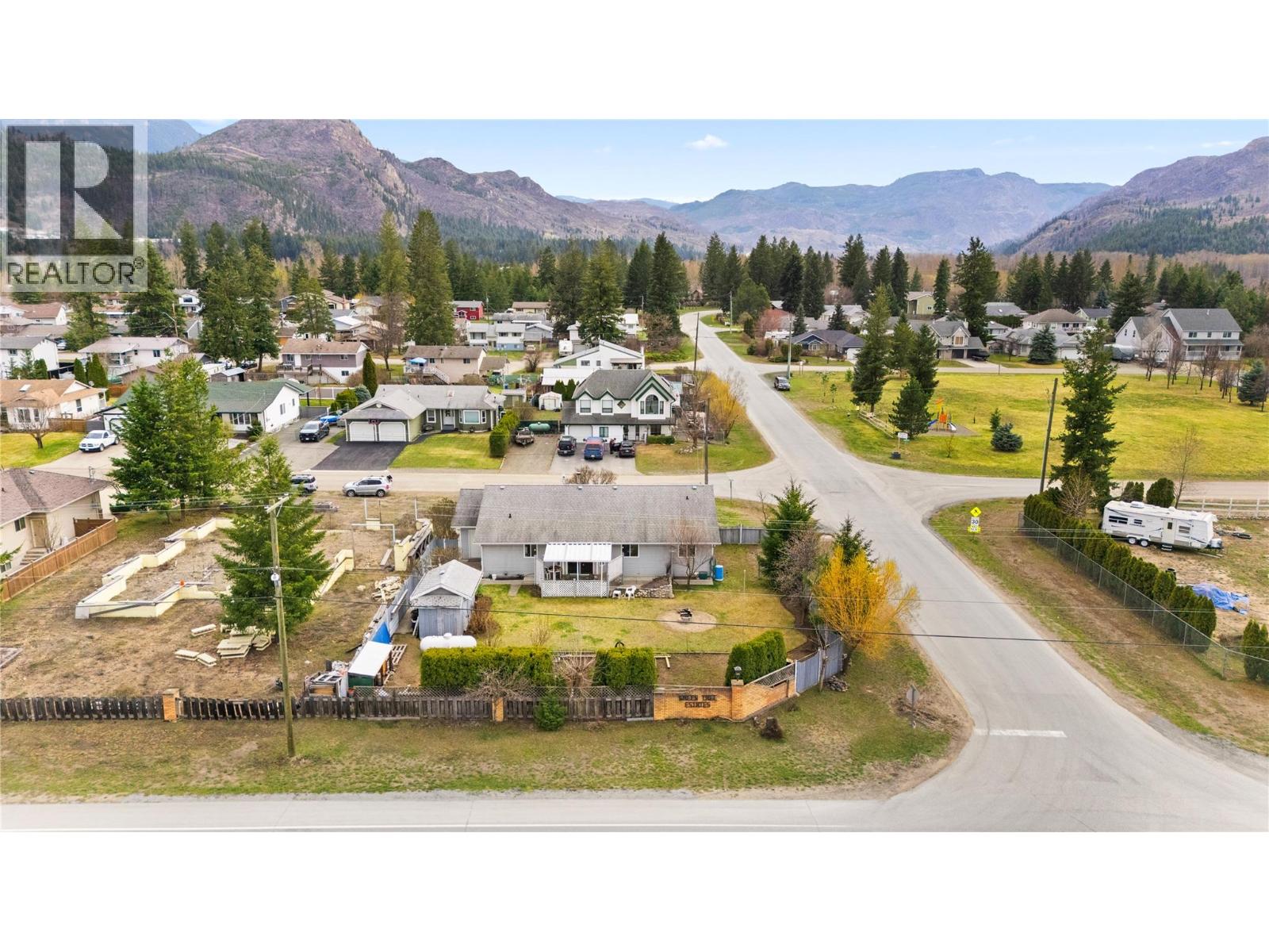 546 Oriole Way, Barriere, British Columbia  V0E 1E0 - Photo 37 - 10384067