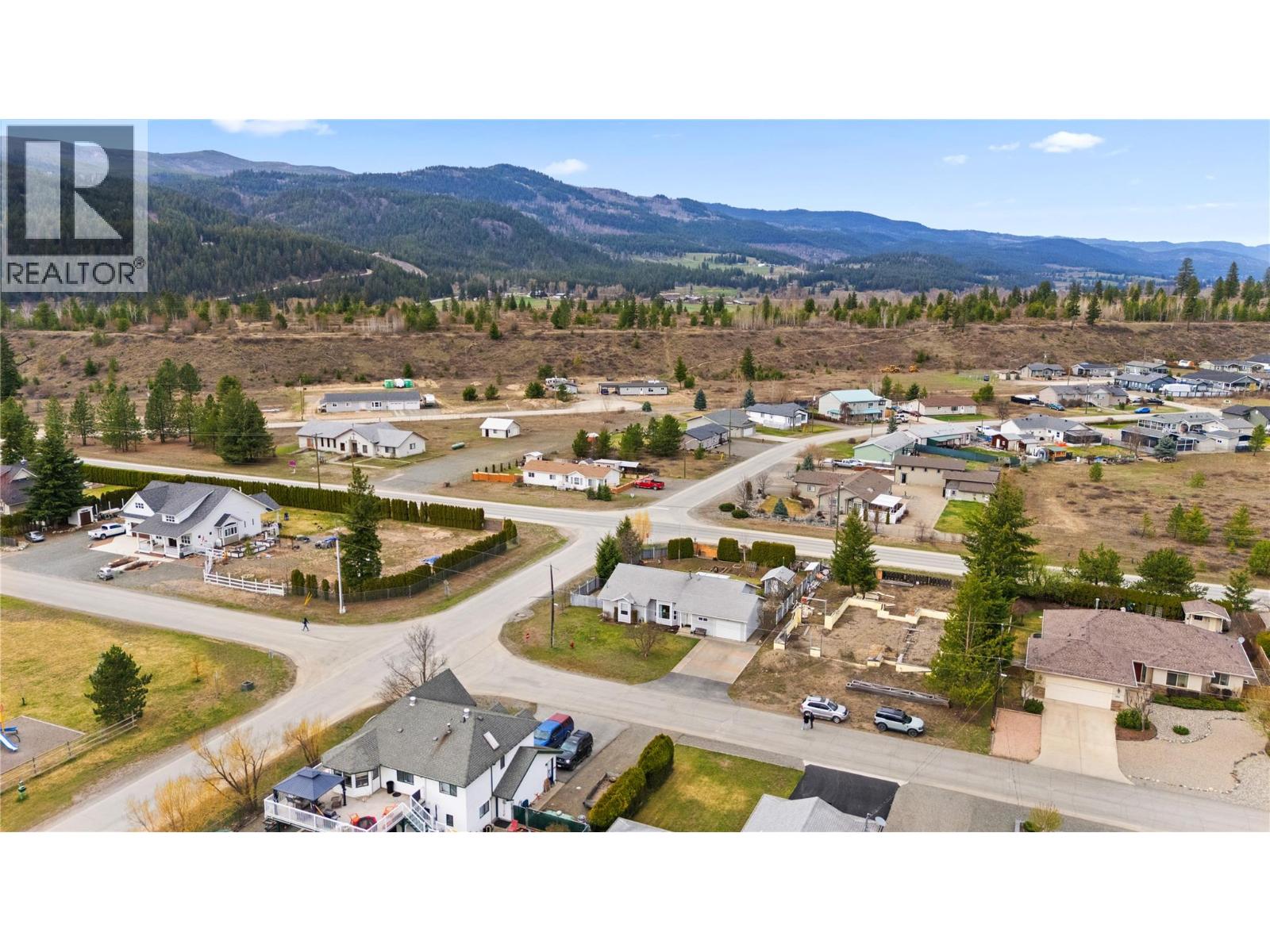 546 Oriole Way, Barriere, British Columbia  V0E 1E0 - Photo 38 - 10384067