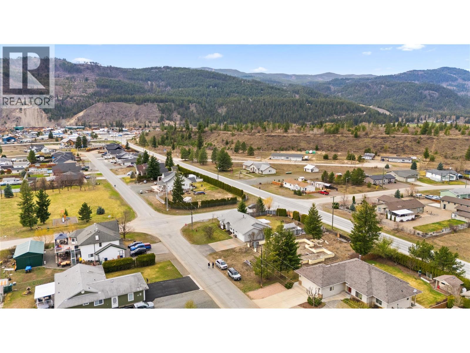 546 Oriole Way, Barriere, British Columbia  V0E 1E0 - Photo 39 - 10384067