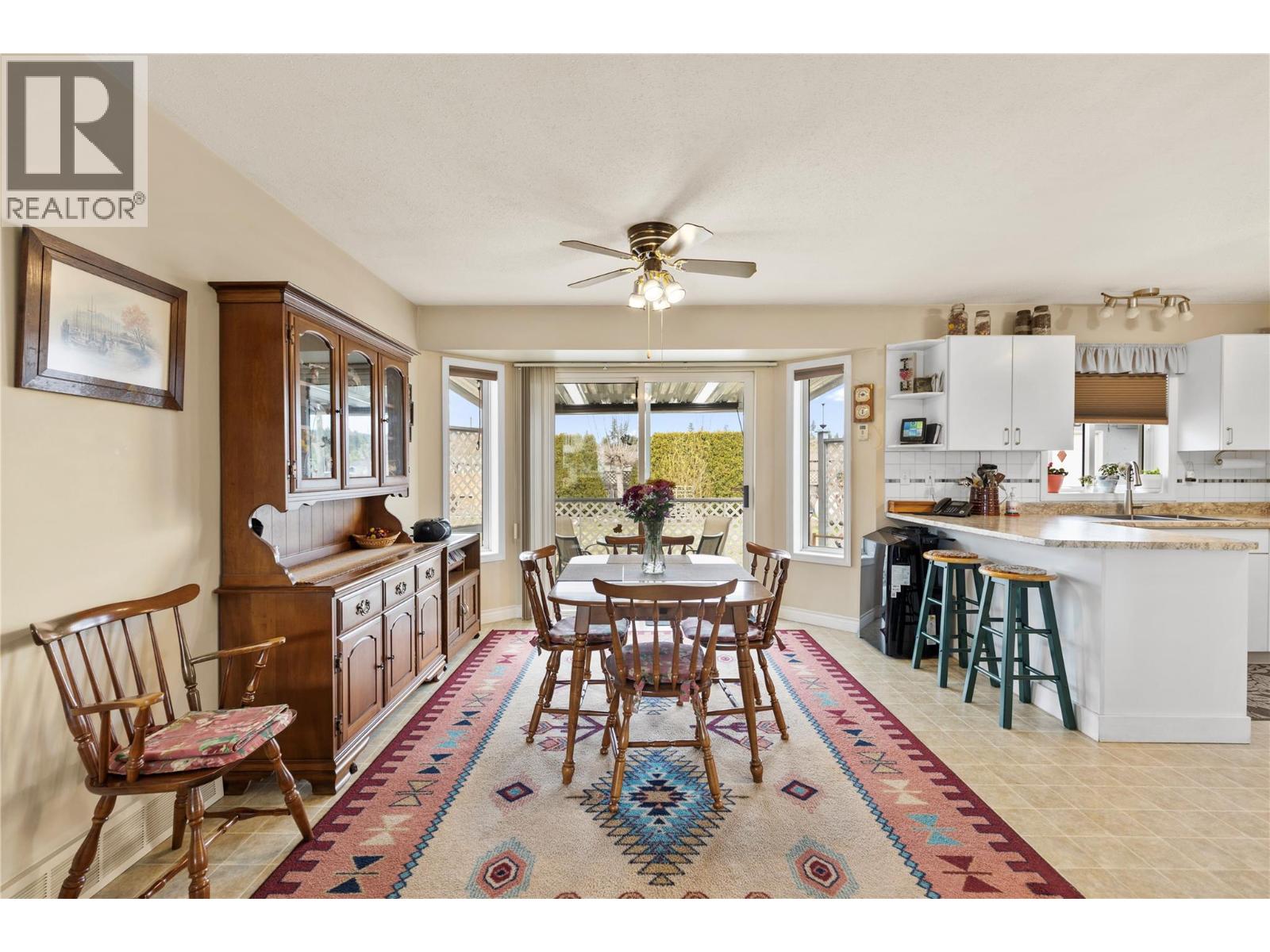 546 Oriole Way, Barriere, British Columbia  V0E 1E0 - Photo 8 - 10384067