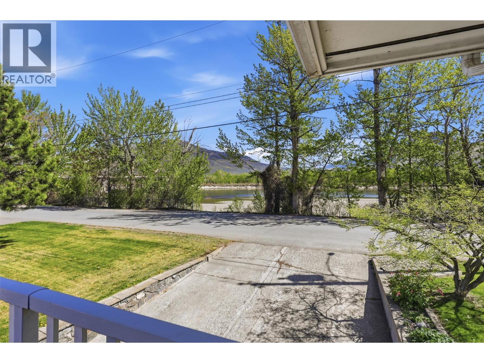 1363 Schubert Drive, Kamloops, British Columbia  V2B 2G9 - Photo 11 - 10384031