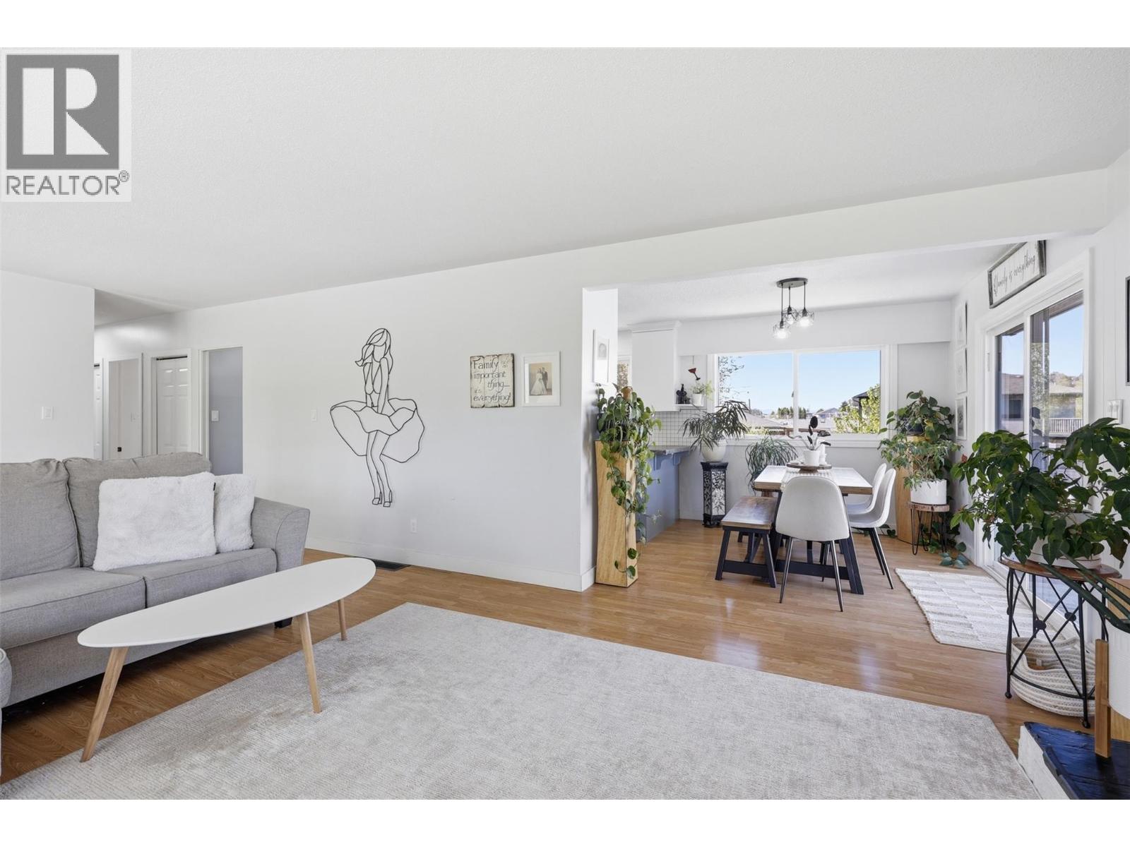 1363 Schubert Drive, Kamloops, British Columbia  V2B 2G9 - Photo 7 - 10384031