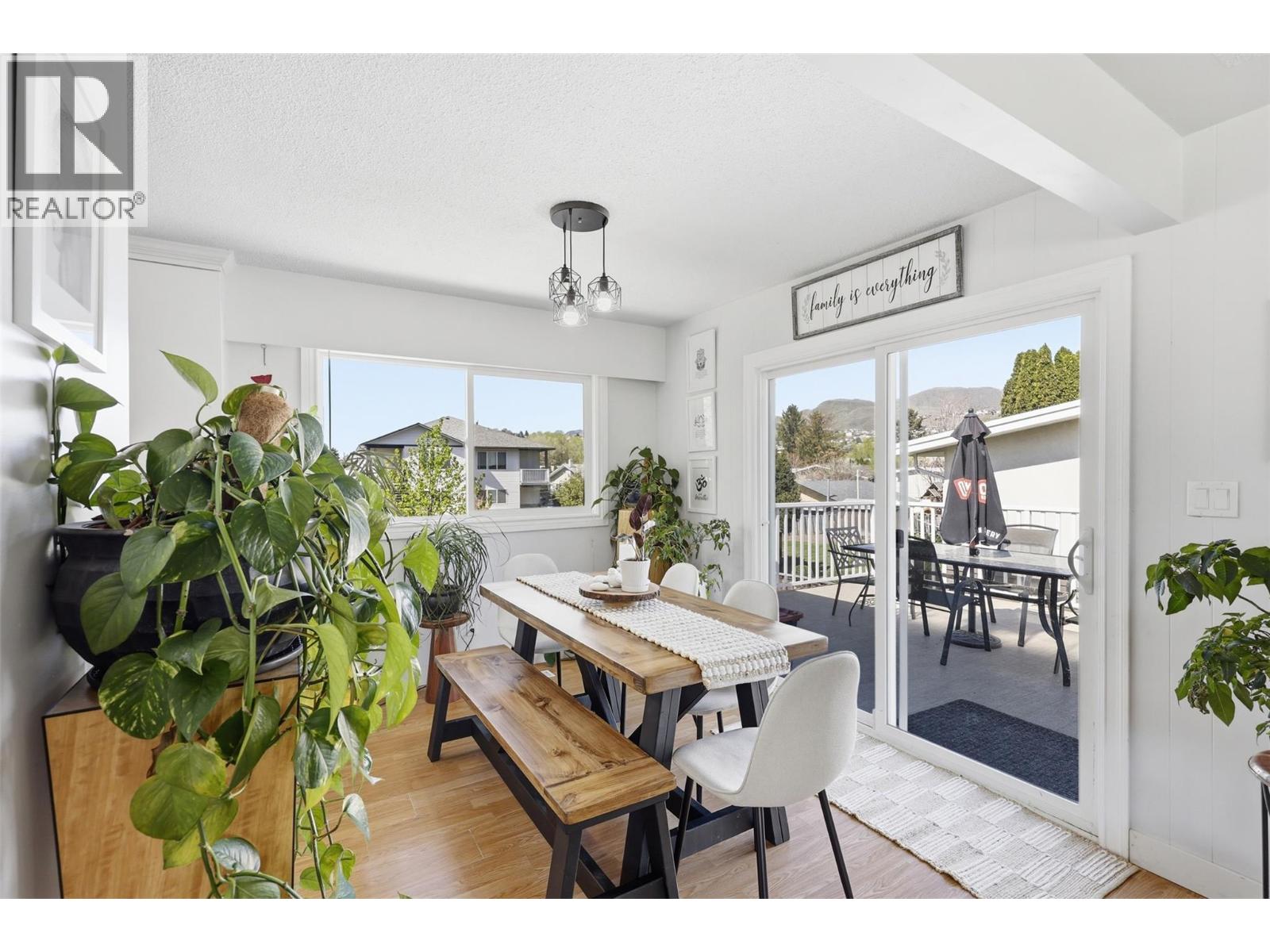 1363 Schubert Drive, Kamloops, British Columbia  V2B 2G9 - Photo 8 - 10384031