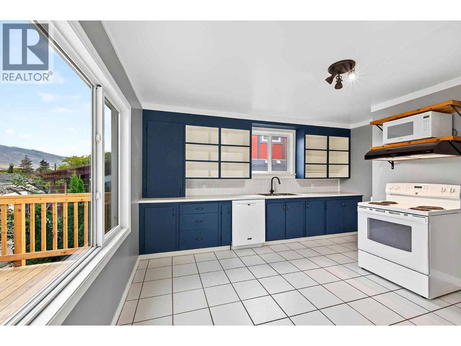 936 Nicola Street, Kamloops, British Columbia  V2C 2R9 - Photo 8 - 10384306