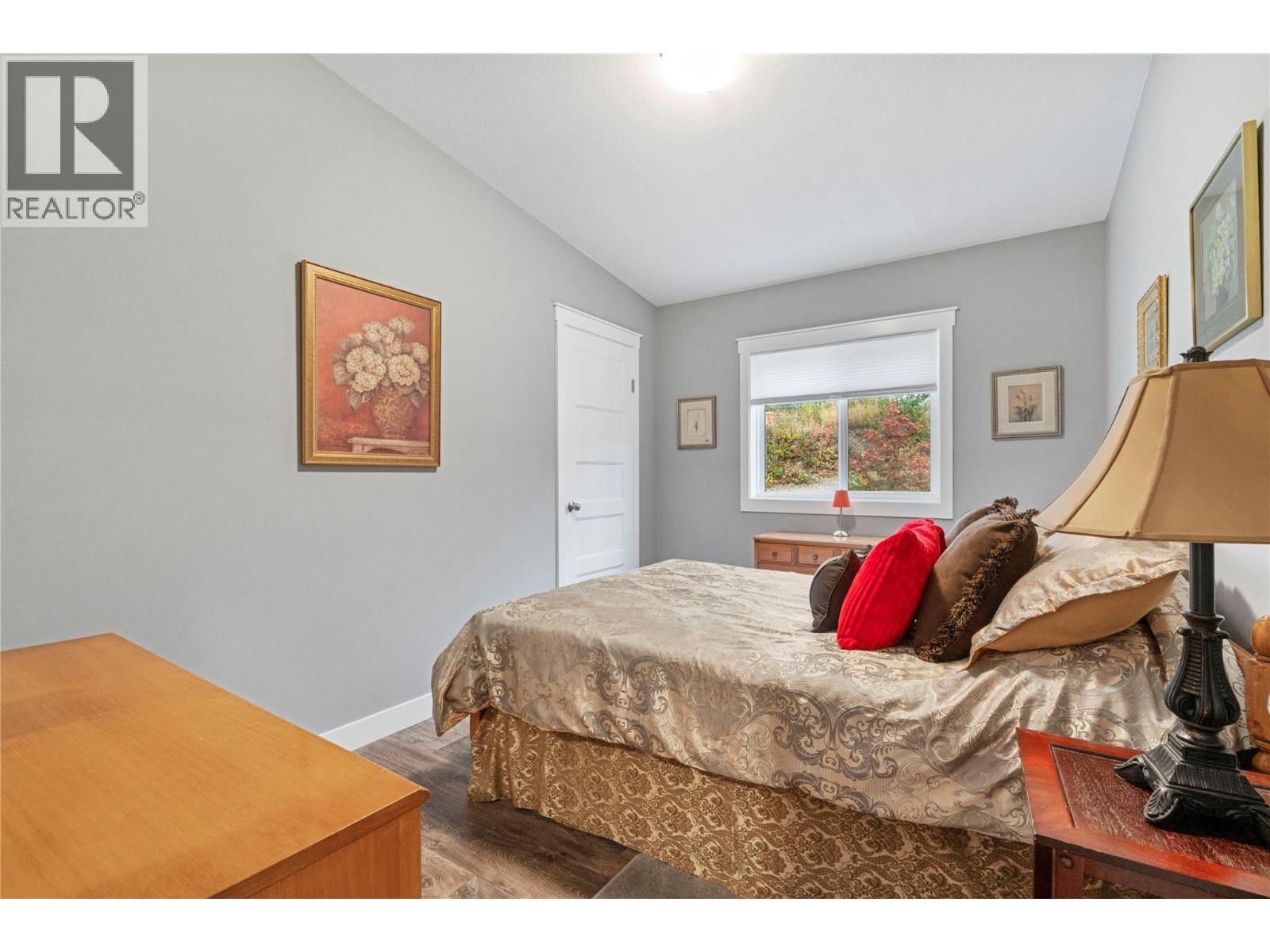 5208 Celista Place, Celista, British Columbia  V0E 1M6 - Photo 26 - 10383953