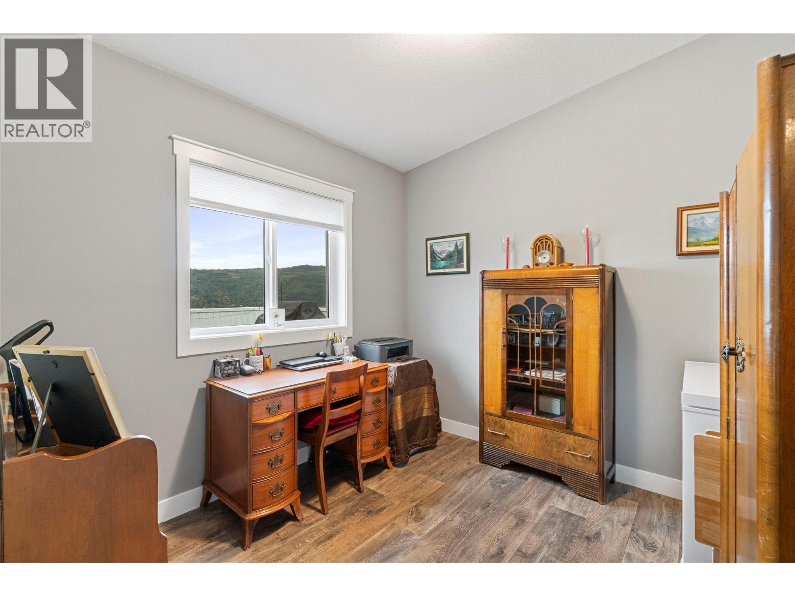 5208 Celista Place, Celista, British Columbia  V0E 1M6 - Photo 29 - 10383953