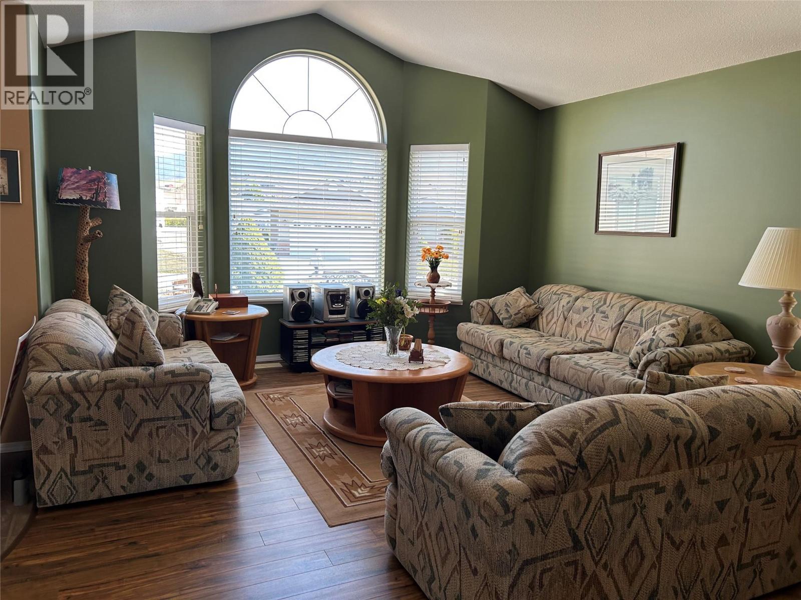 851 8 Avenue, Vernon, British Columbia  V1H 1Z1 - Photo 11 - 10382850