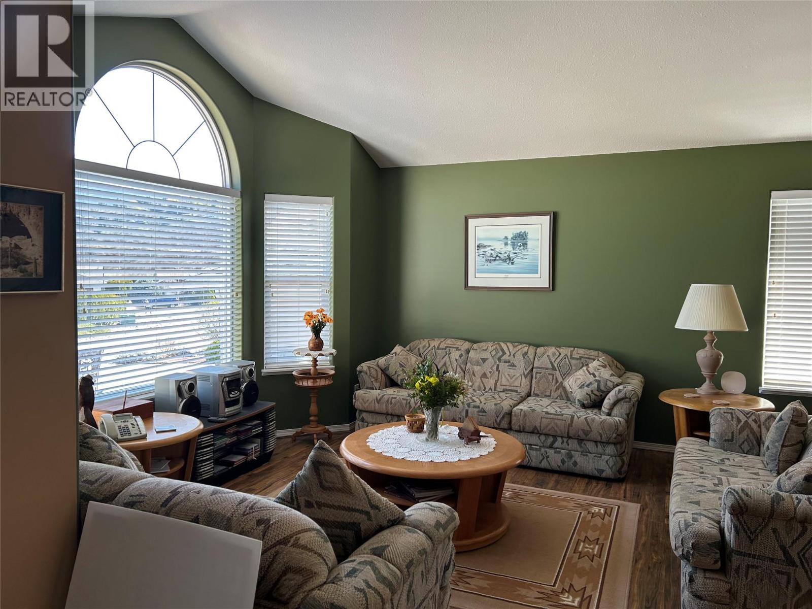 851 8 Avenue, Vernon, British Columbia  V1H 1Z1 - Photo 12 - 10382850