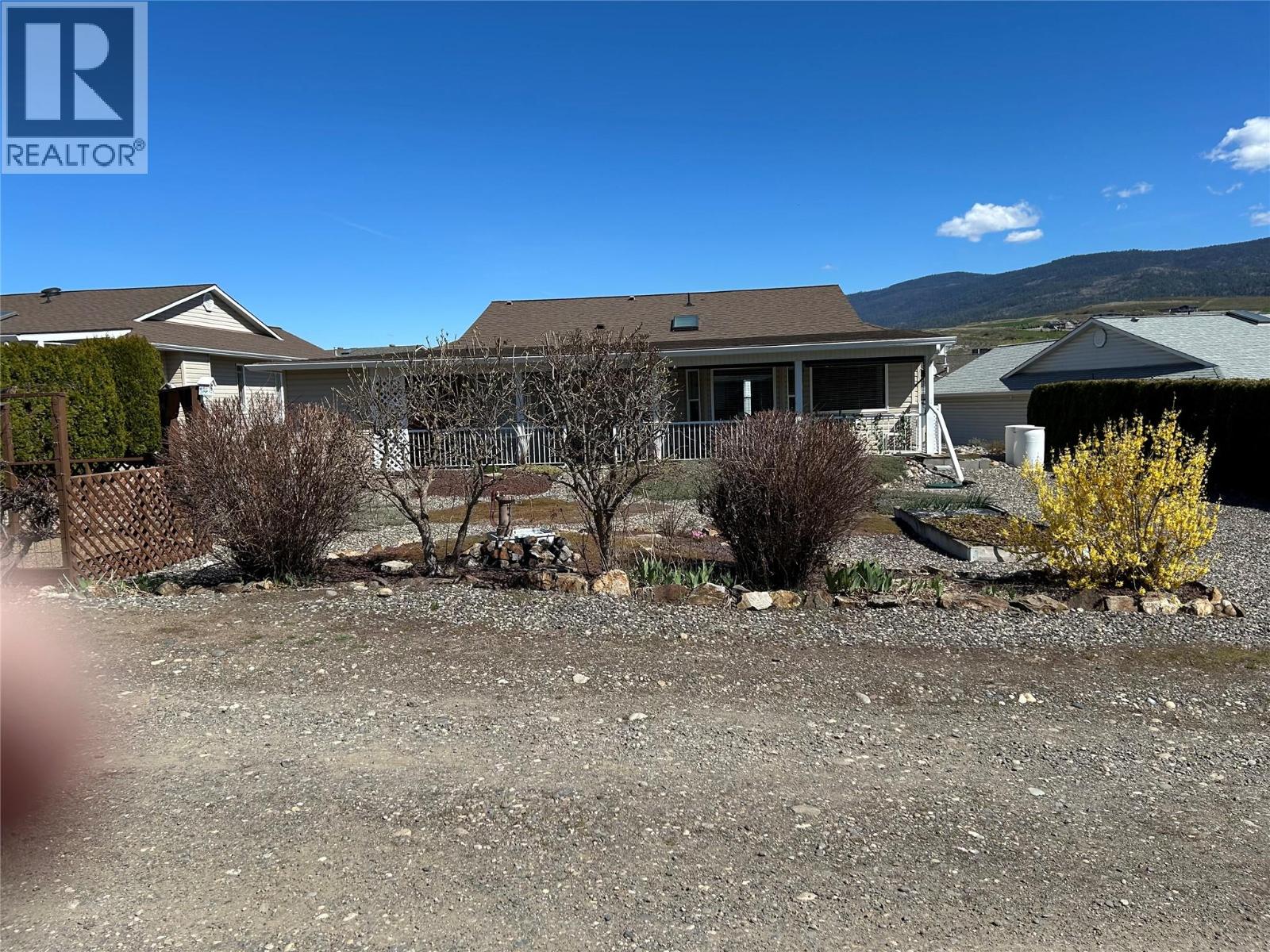 851 8 Avenue, Vernon, British Columbia  V1H 1Z1 - Photo 4 - 10382850