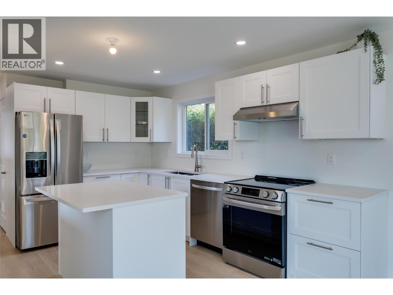 6711 Hwy 97 South Highway Unit# 5, Peachland, British Columbia  V0H 1X9 - Photo 9 - 10384225