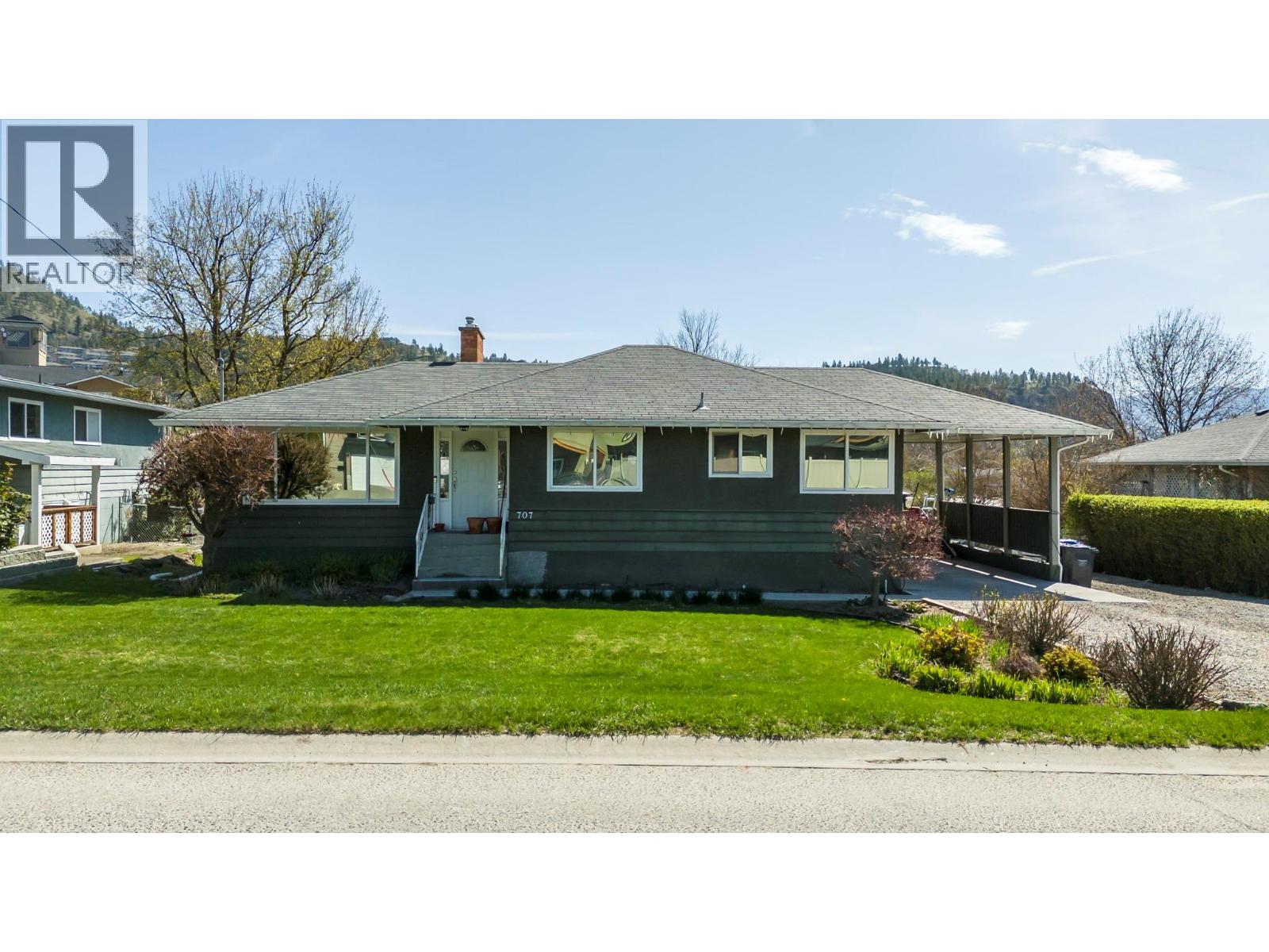 707 Glenburn Street, Kelowna, British Columbia  V1Y 4G4 - Photo 1 - 10384321