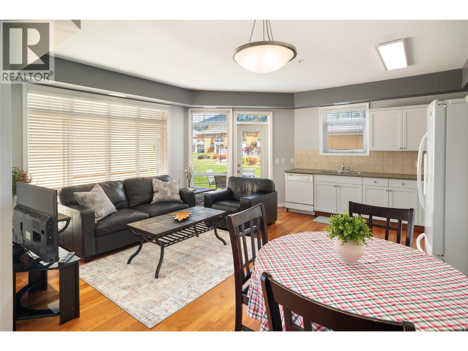 3570 Woodsdale Road Unit# 109, Lake Country, British Columbia  V4V 1Y9 - Photo 2 - 10383833