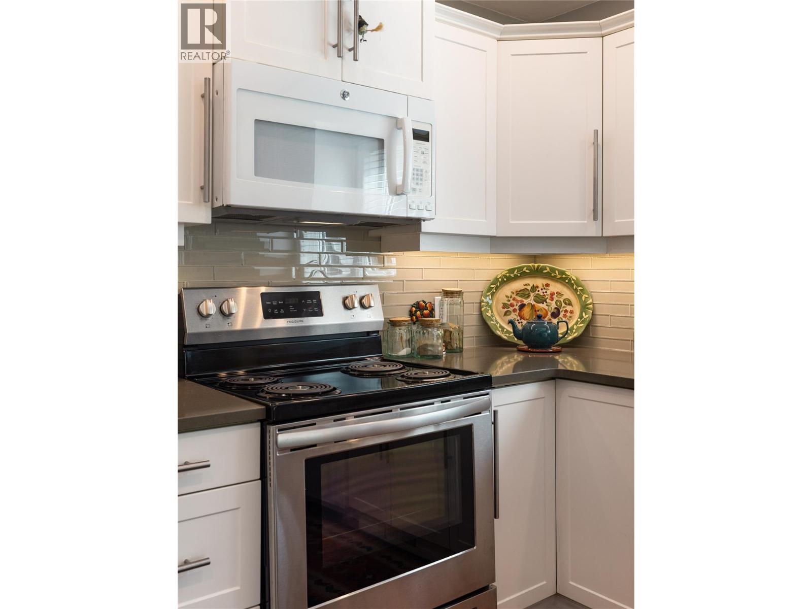 603 Fletcher Avenue, Slocan, British Columbia  V0G 2C0 - Photo 16 - 10383507