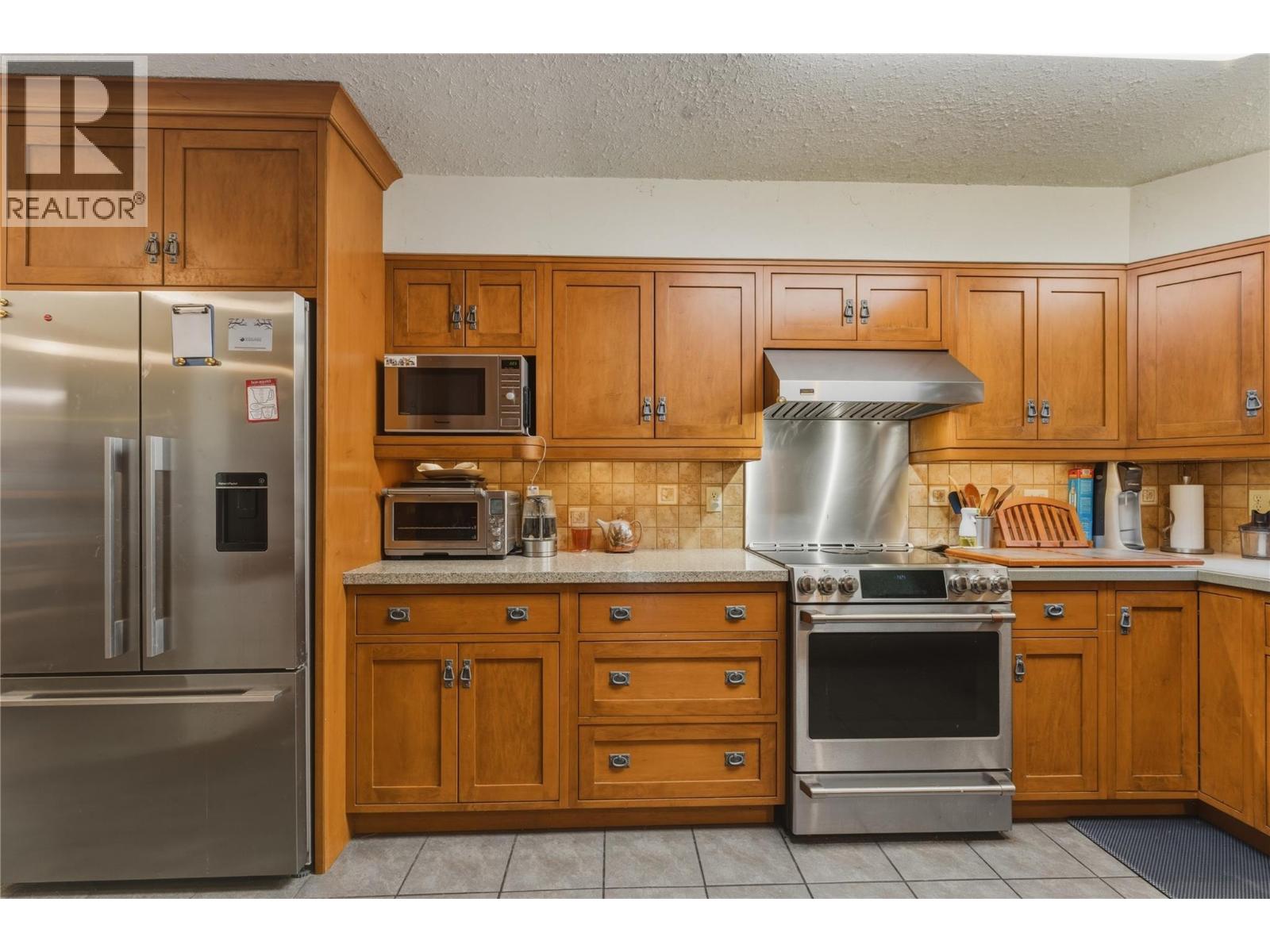 8257 Rogers Road, Vernon, British Columbia  V1B 3M7 - Photo 10 - 10384271