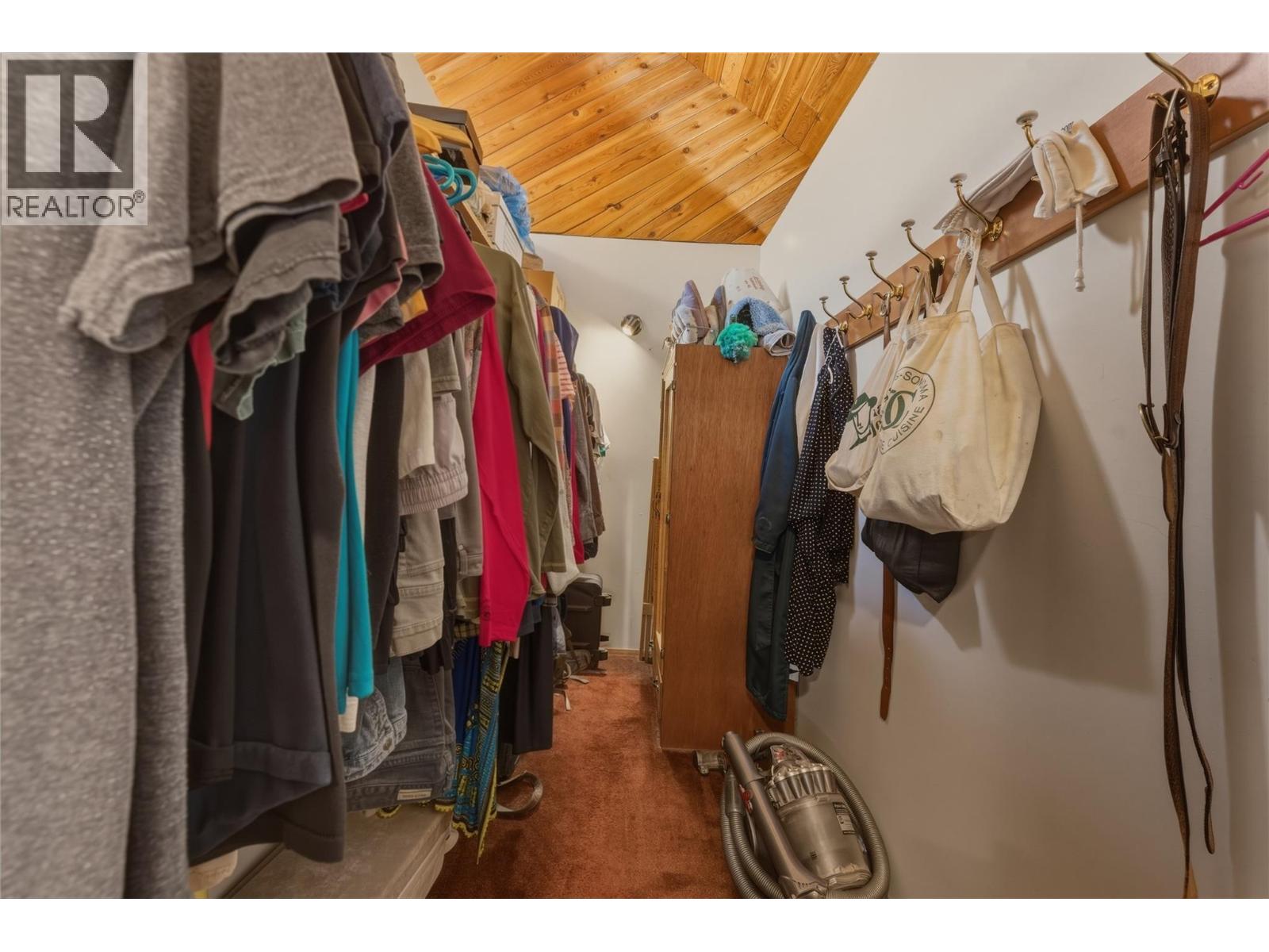 8257 Rogers Road, Vernon, British Columbia  V1B 3M7 - Photo 24 - 10384271