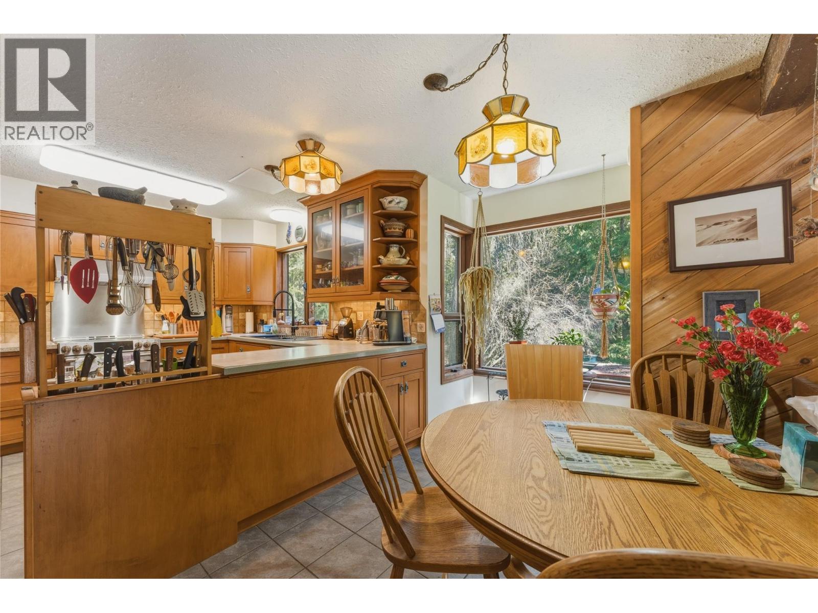 8257 Rogers Road, Vernon, British Columbia  V1B 3M7 - Photo 7 - 10384271