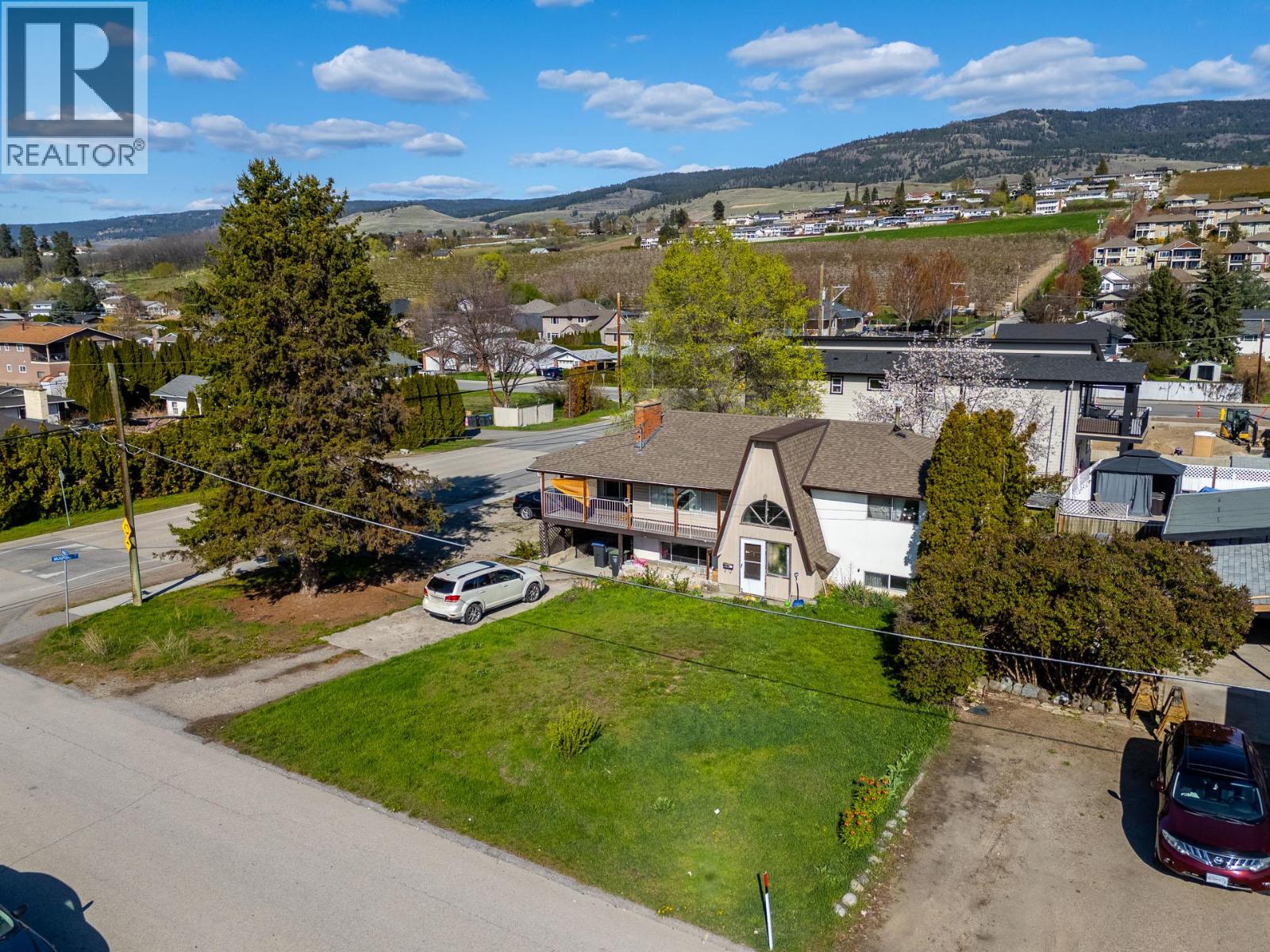 355 Mara Road, Kelowna, British Columbia  V1X 2T1 - Photo 1 - 10384205