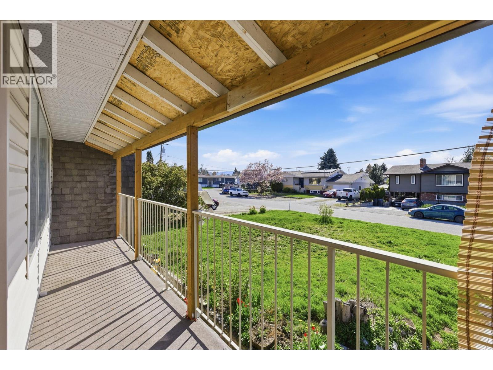 355 Mara Road, Kelowna, British Columbia  V1X 2T1 - Photo 17 - 10384205