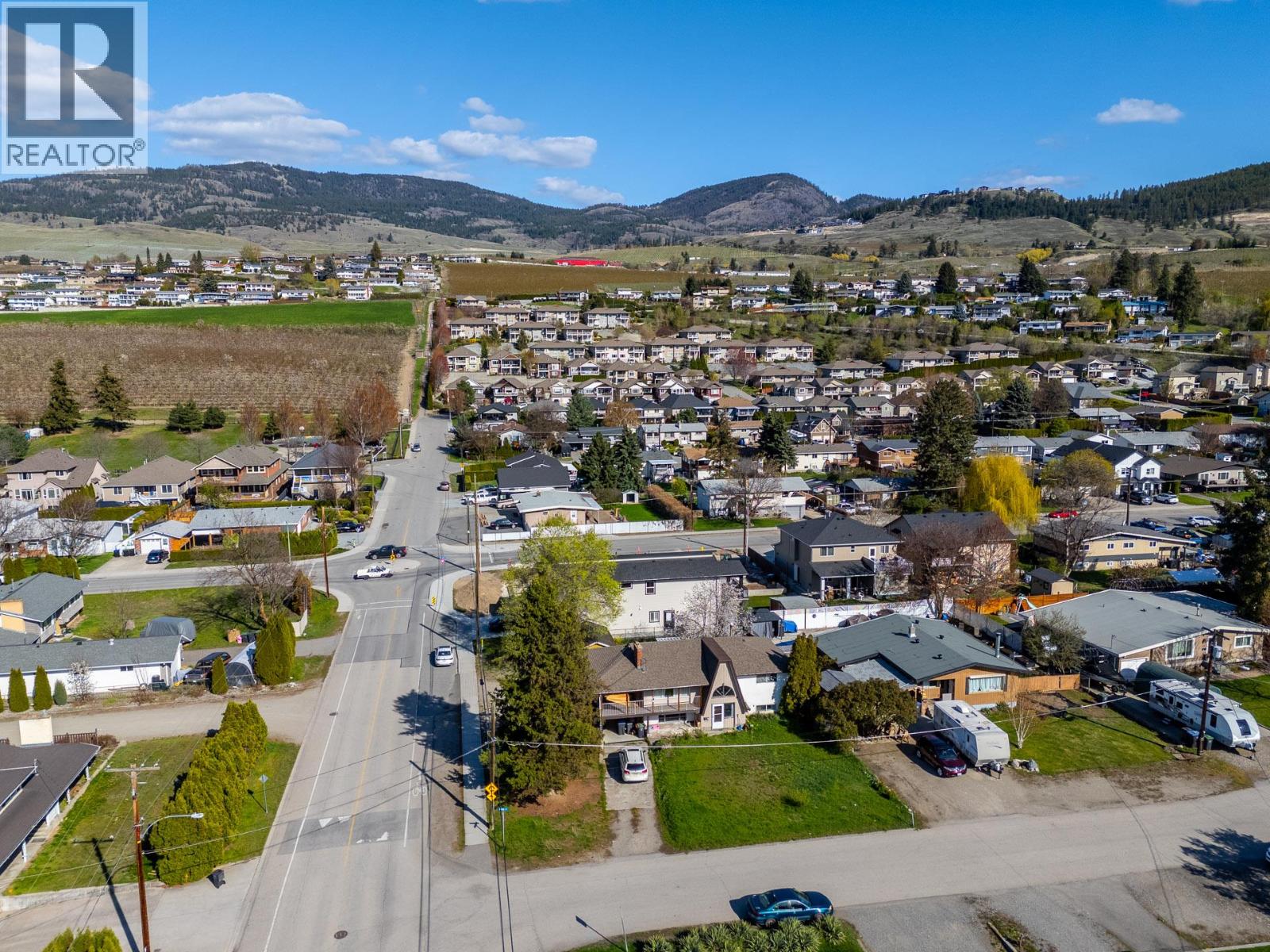 355 Mara Road, Kelowna, British Columbia  V1X 2T1 - Photo 4 - 10384205